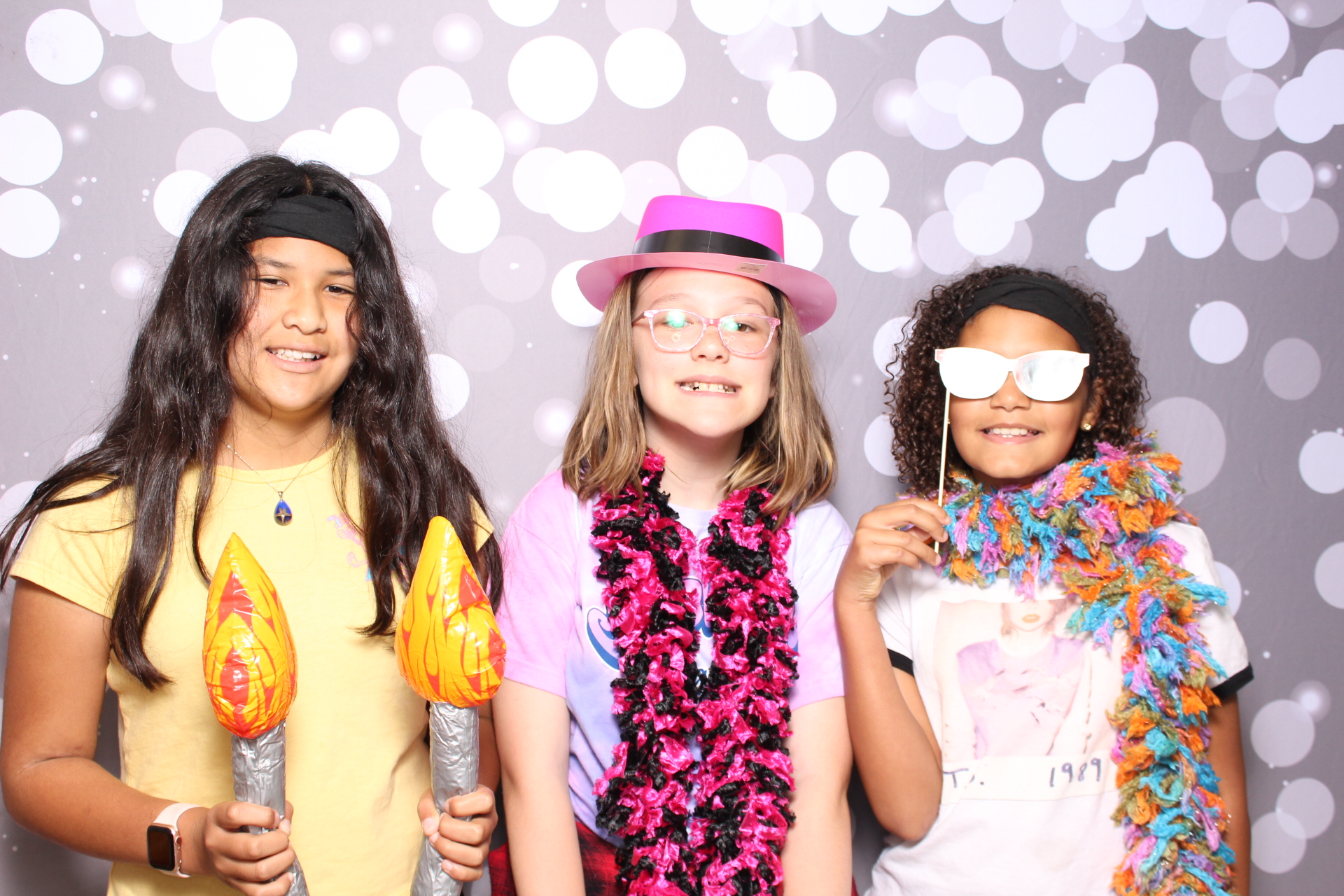 Trebein Fifth Grade | View more photos from the event at gallery.photoboothcincy.com/u/PhotoBoothCincy/Trebein-Fifth-Grade