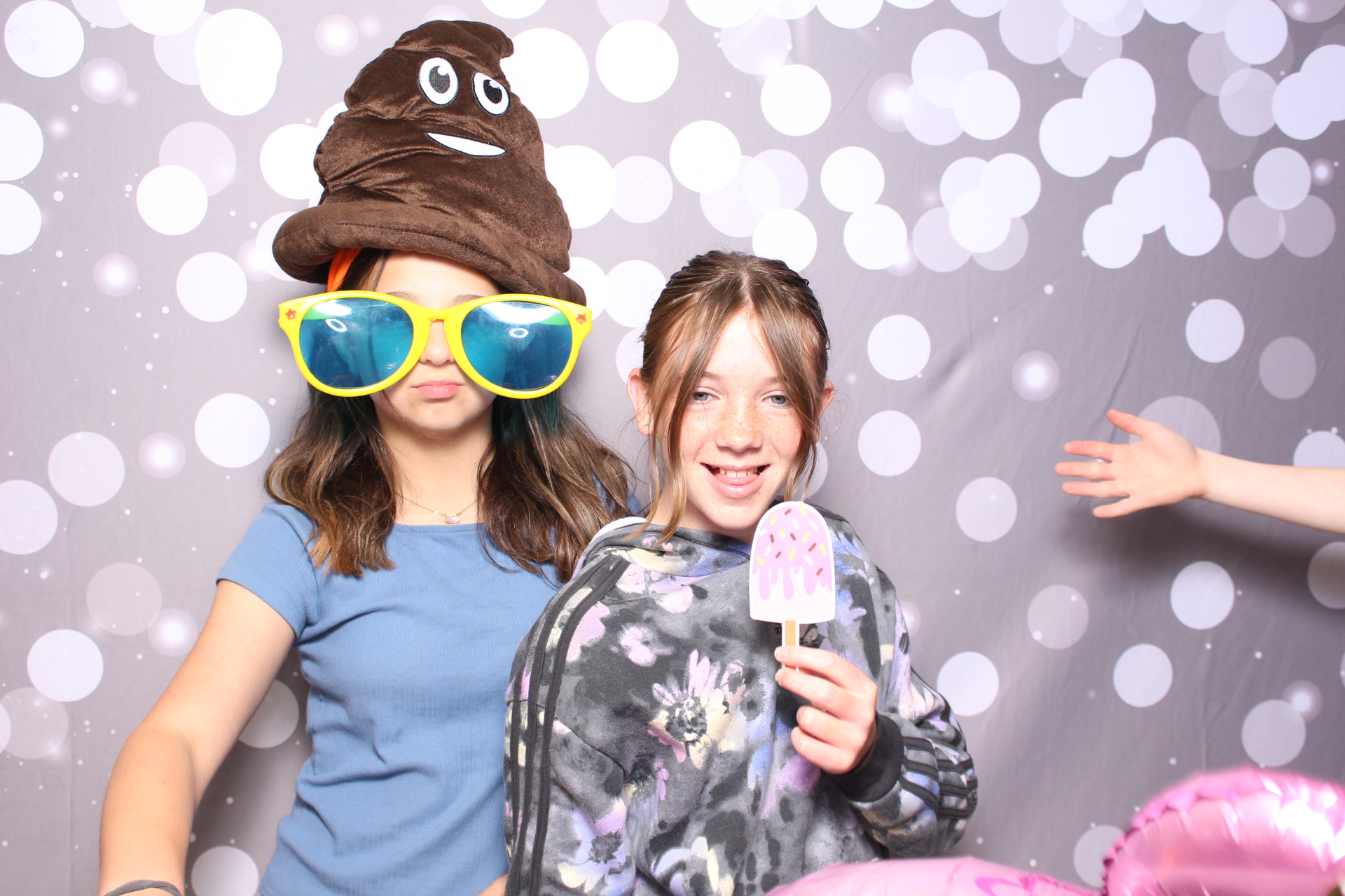 Trebein Fifth Grade | View more photos from the event at gallery.photoboothcincy.com/u/PhotoBoothCincy/Trebein-Fifth-Grade