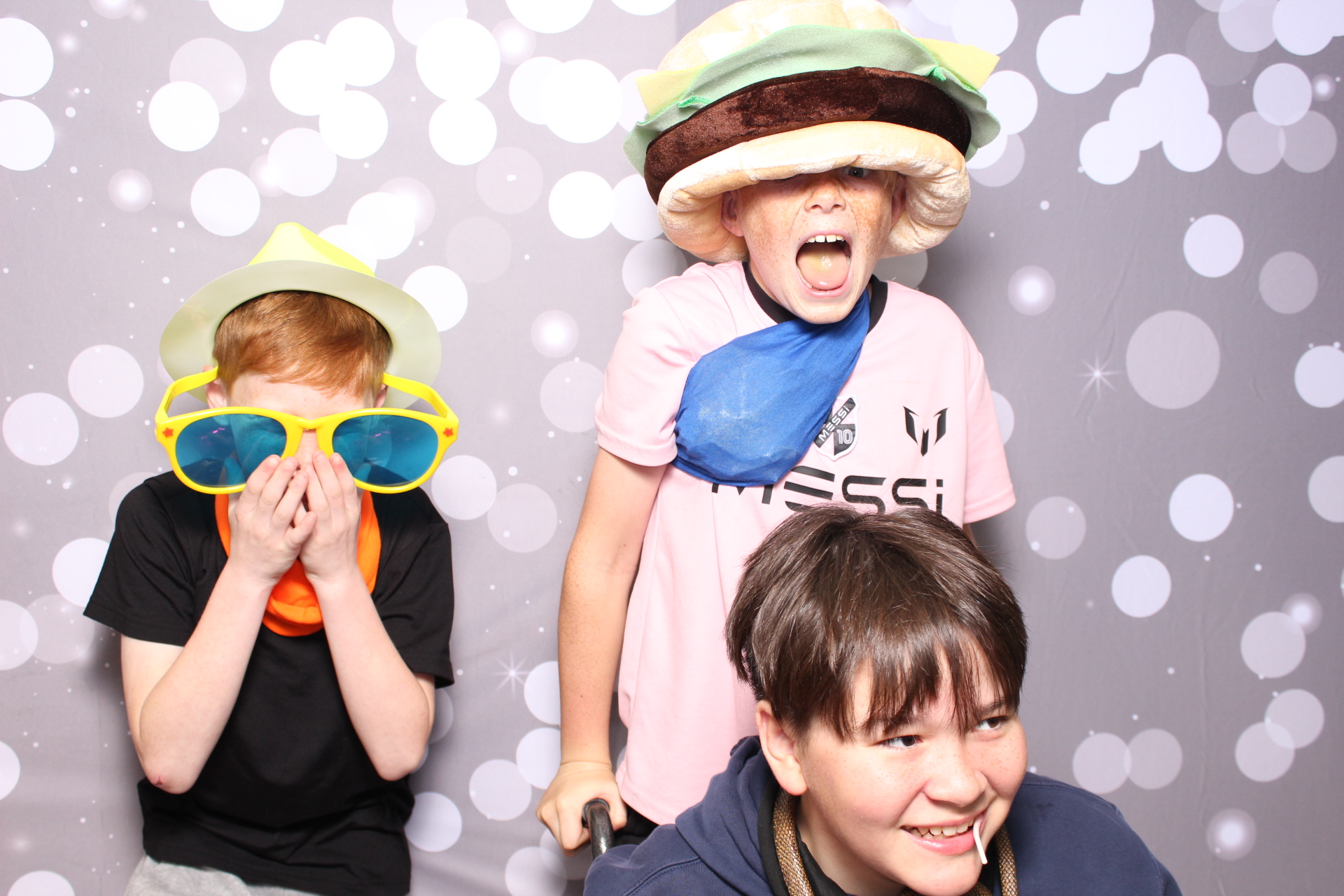 Trebein Fifth Grade | View more photos from the event at gallery.photoboothcincy.com/u/PhotoBoothCincy/Trebein-Fifth-Grade