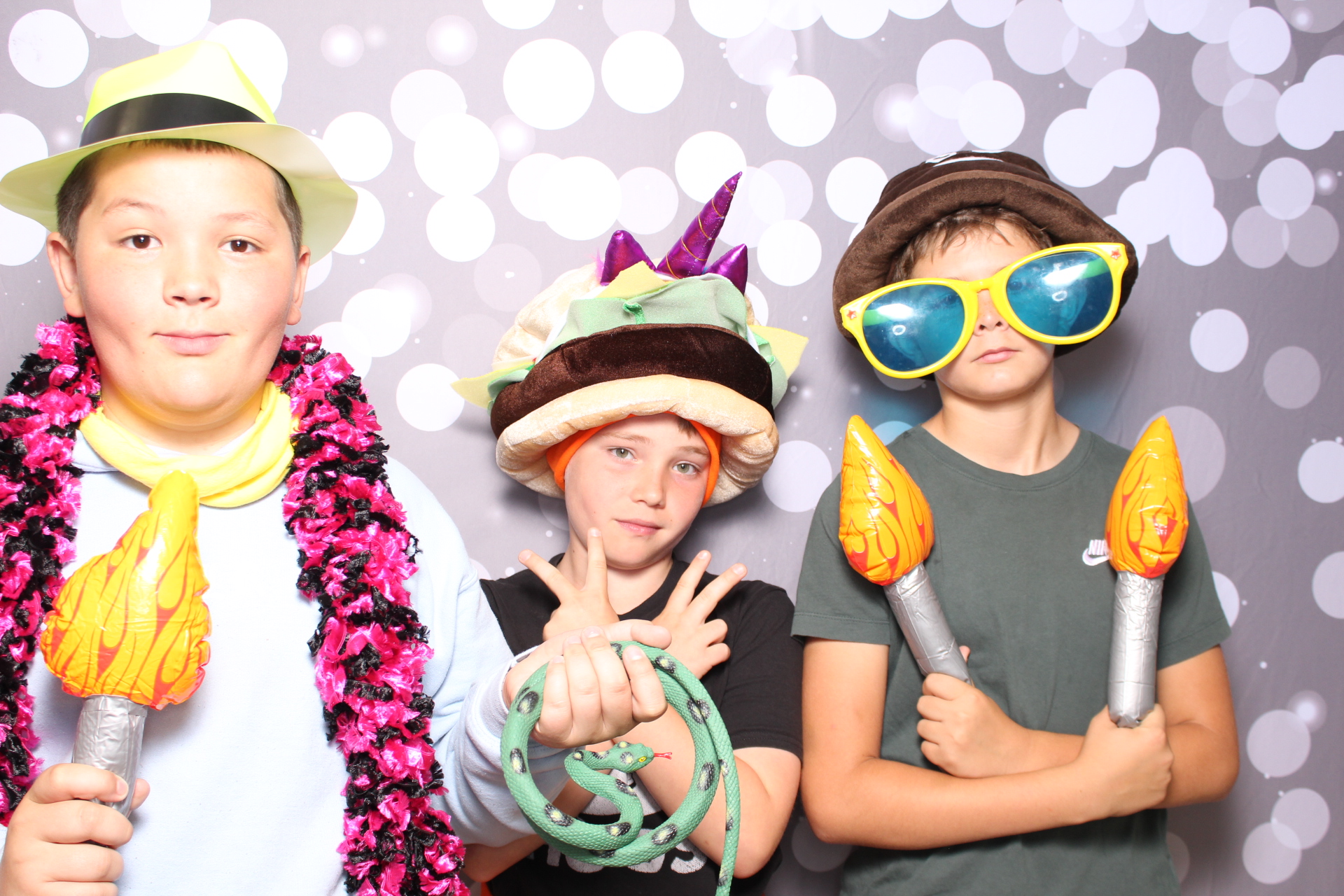 Trebein Fifth Grade | View more photos from the event at gallery.photoboothcincy.com/u/PhotoBoothCincy/Trebein-Fifth-Grade