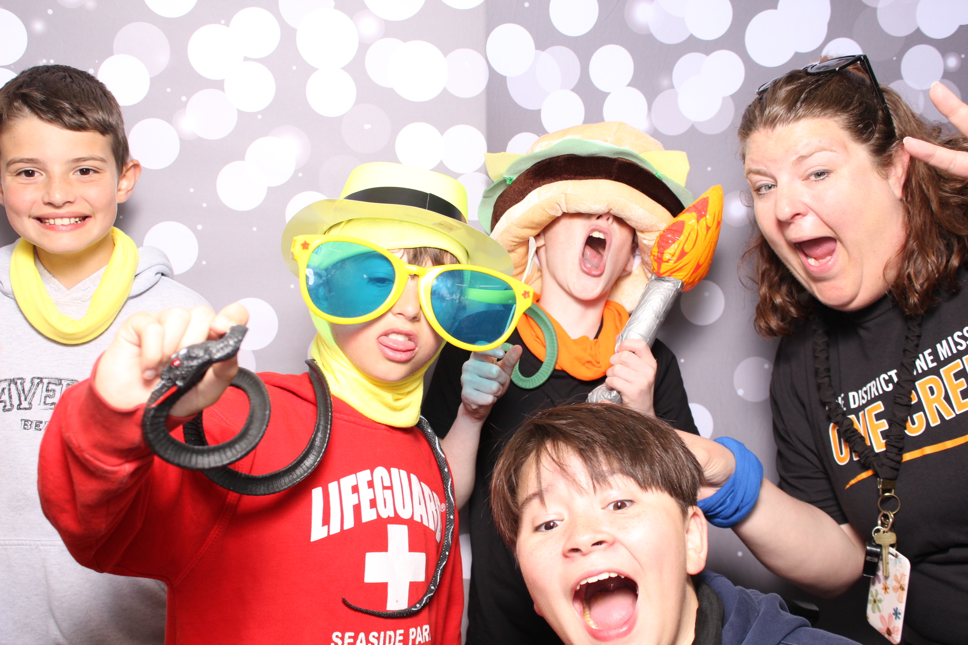 Trebein Fifth Grade | View more photos from the event at gallery.photoboothcincy.com/u/PhotoBoothCincy/Trebein-Fifth-Grade