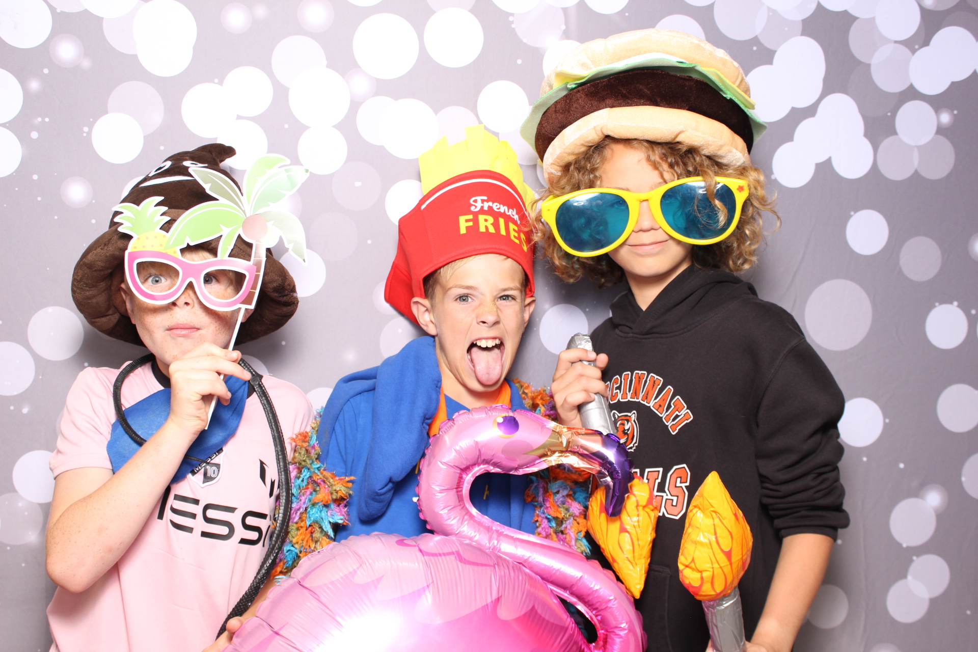 Trebein Fifth Grade | View more photos from the event at gallery.photoboothcincy.com/u/PhotoBoothCincy/Trebein-Fifth-Grade
