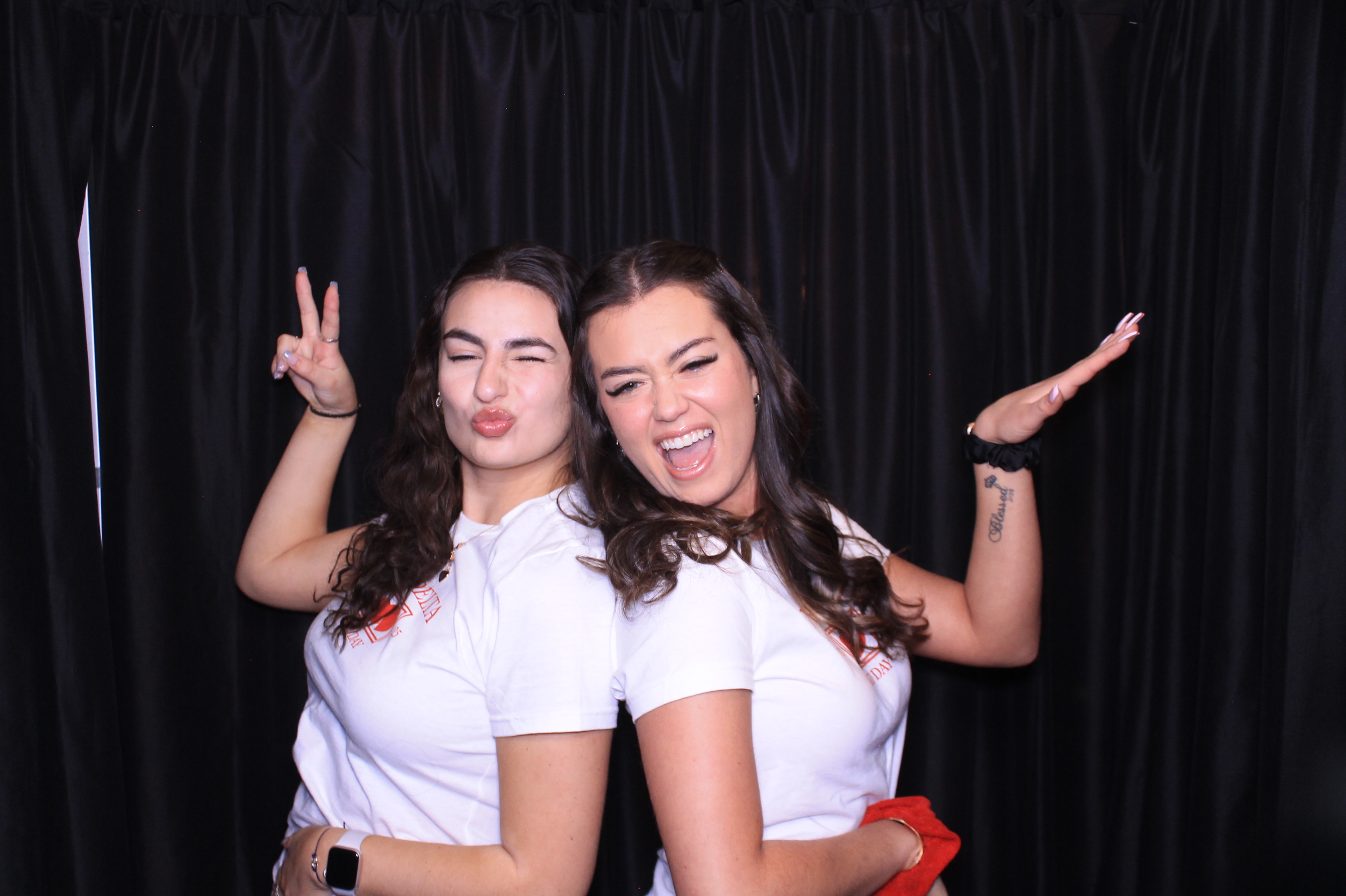 Tri Delta Bid Day!  | View more photos from the event at gallery.photoboothcincy.com/u/PhotoBoothCincy/Tri-Delta-Bid-Day
