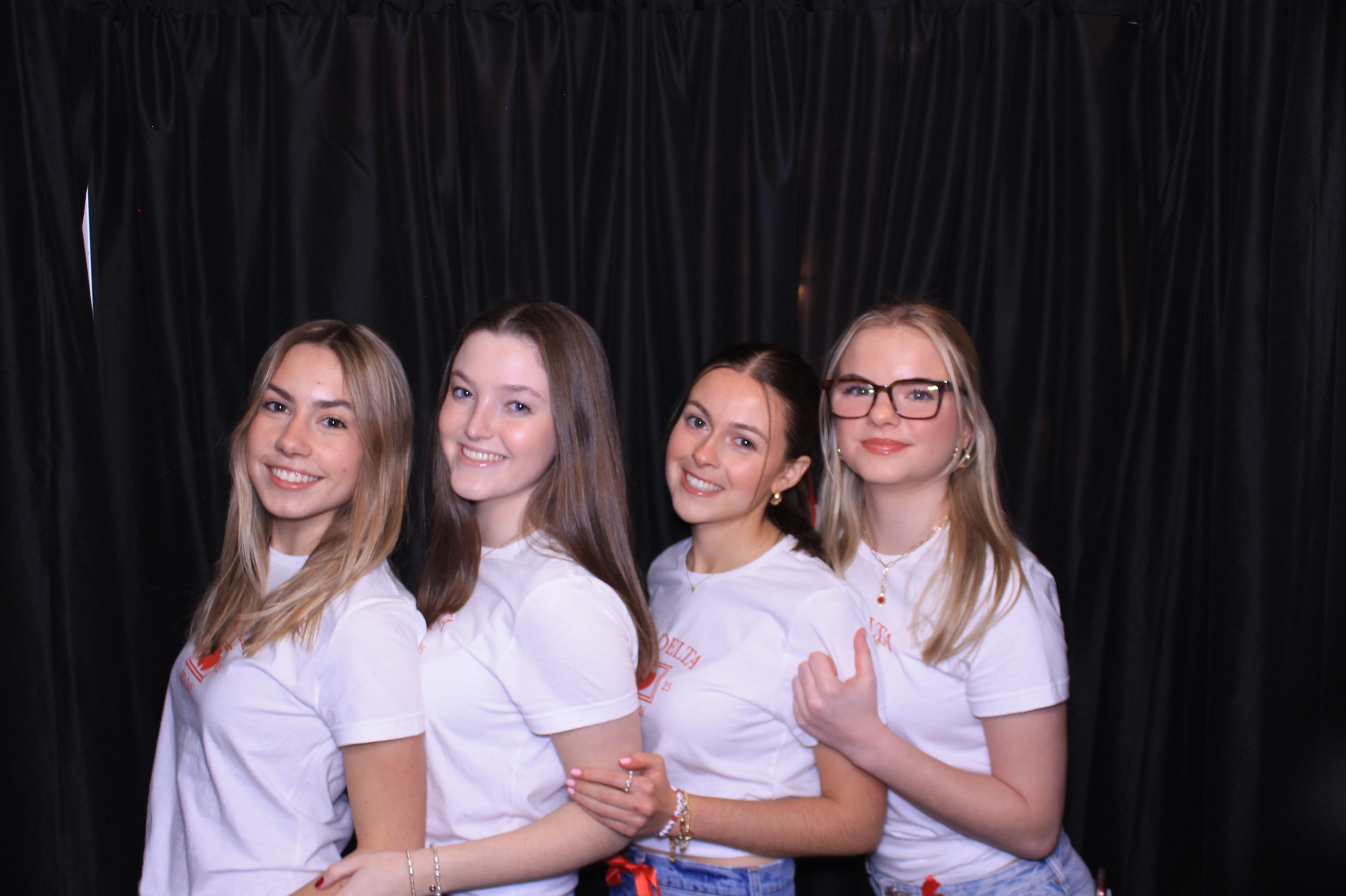 Tri Delta Bid Day!  | View more photos from the event at gallery.photoboothcincy.com/u/PhotoBoothCincy/Tri-Delta-Bid-Day