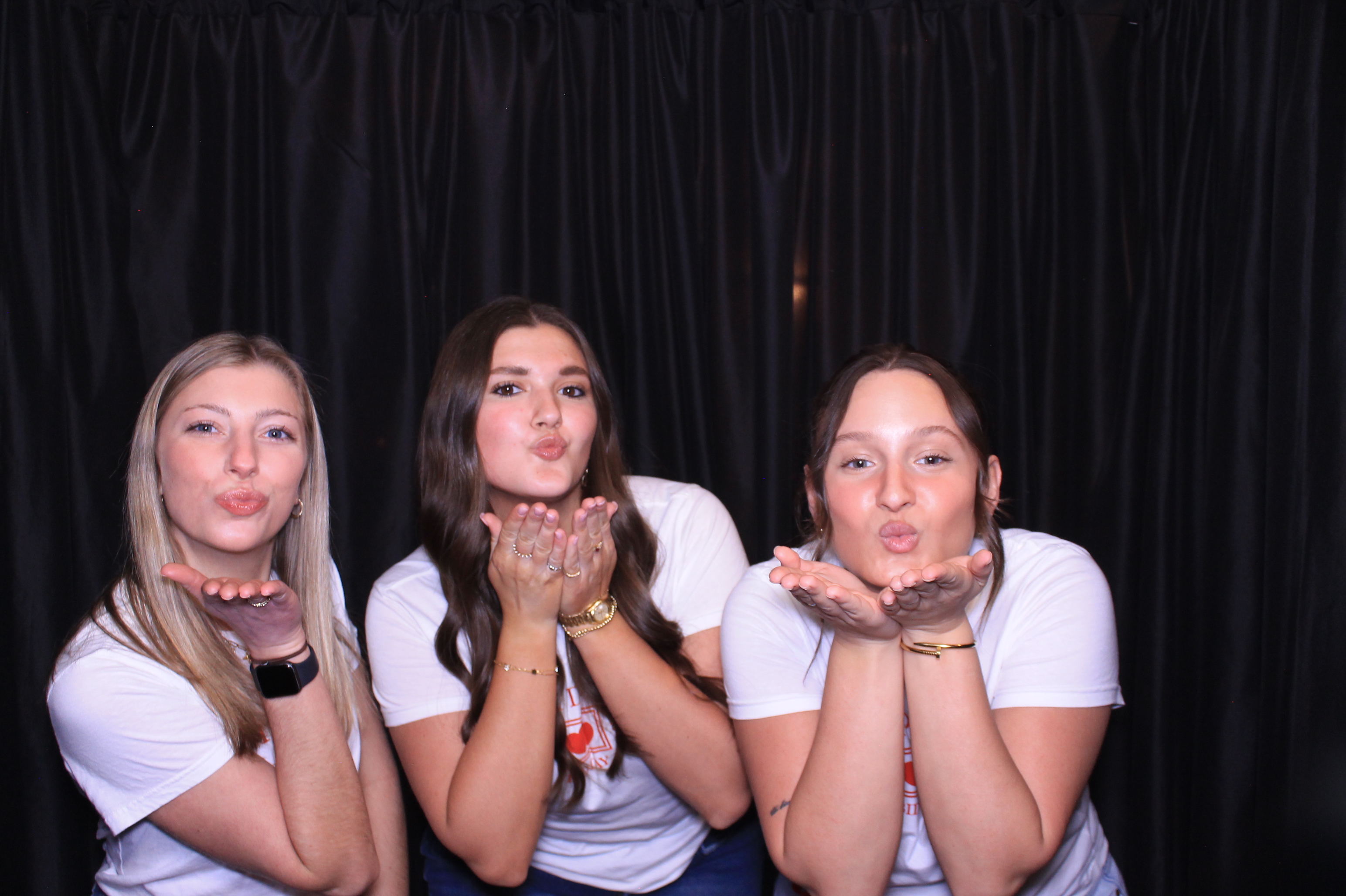 Tri Delta Bid Day!  | View more photos from the event at gallery.photoboothcincy.com/u/PhotoBoothCincy/Tri-Delta-Bid-Day