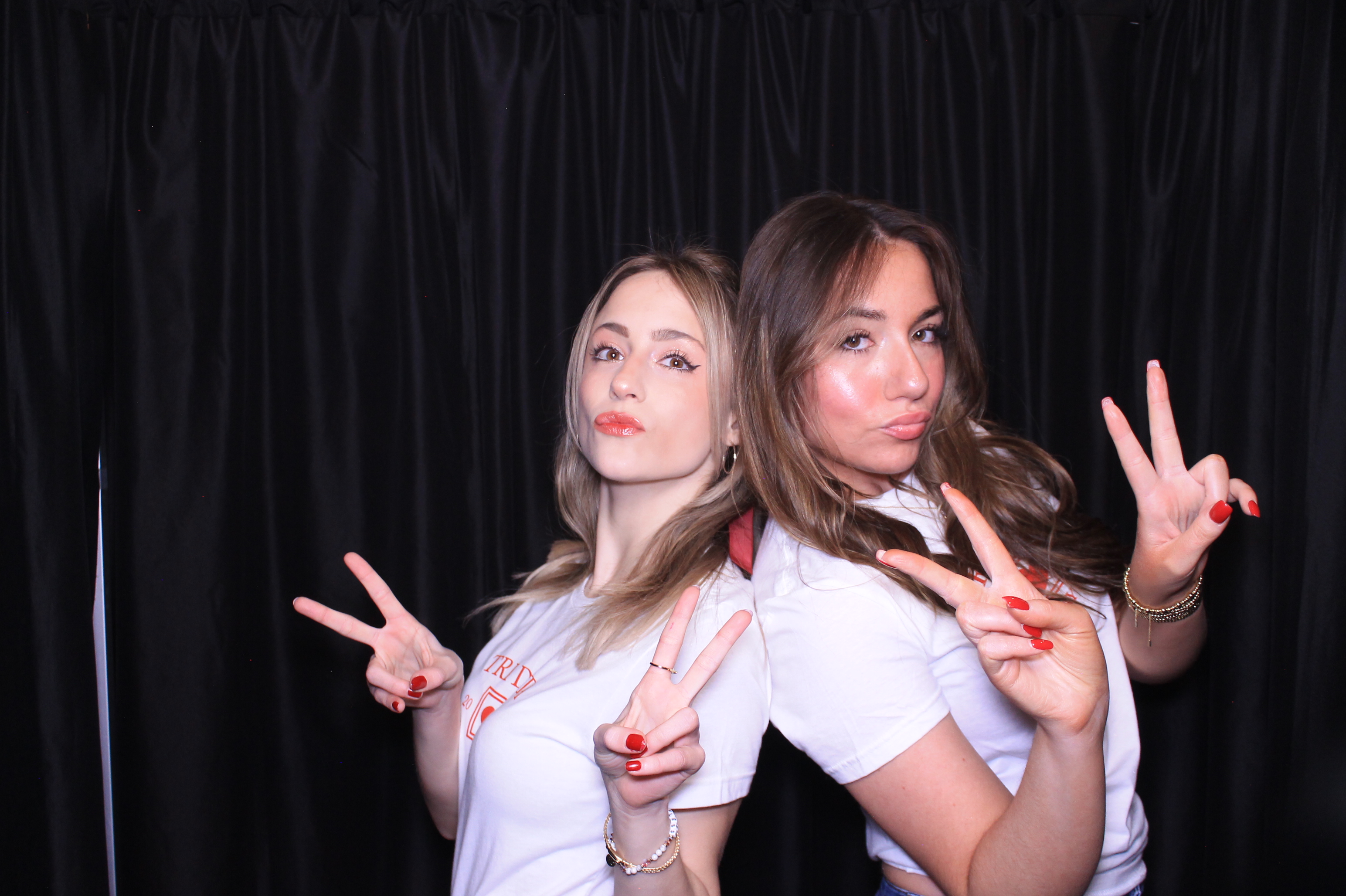 Tri Delta Bid Day!  | View more photos from the event at gallery.photoboothcincy.com/u/PhotoBoothCincy/Tri-Delta-Bid-Day