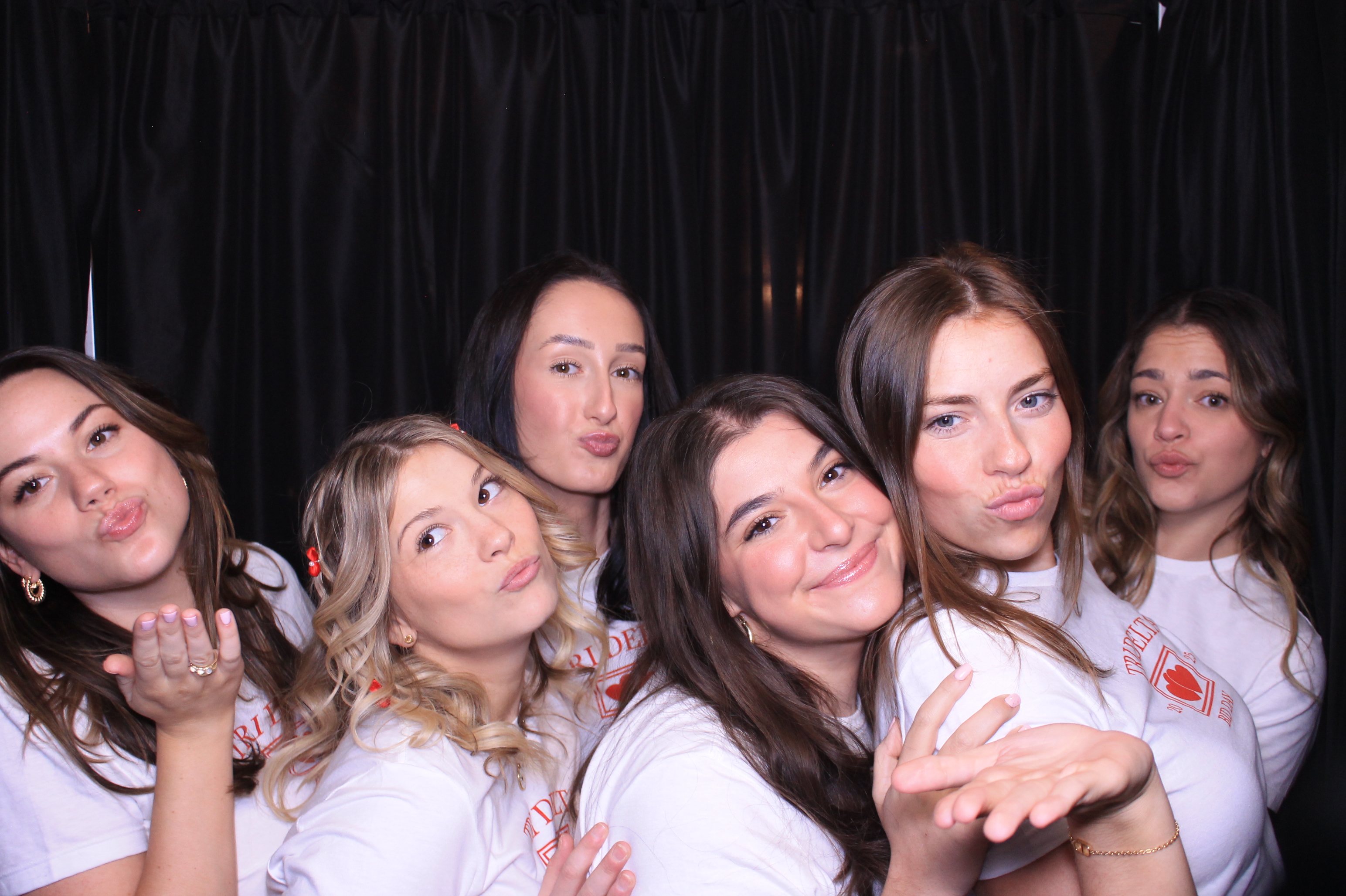 Tri Delta Bid Day!  | View more photos from the event at gallery.photoboothcincy.com/u/PhotoBoothCincy/Tri-Delta-Bid-Day