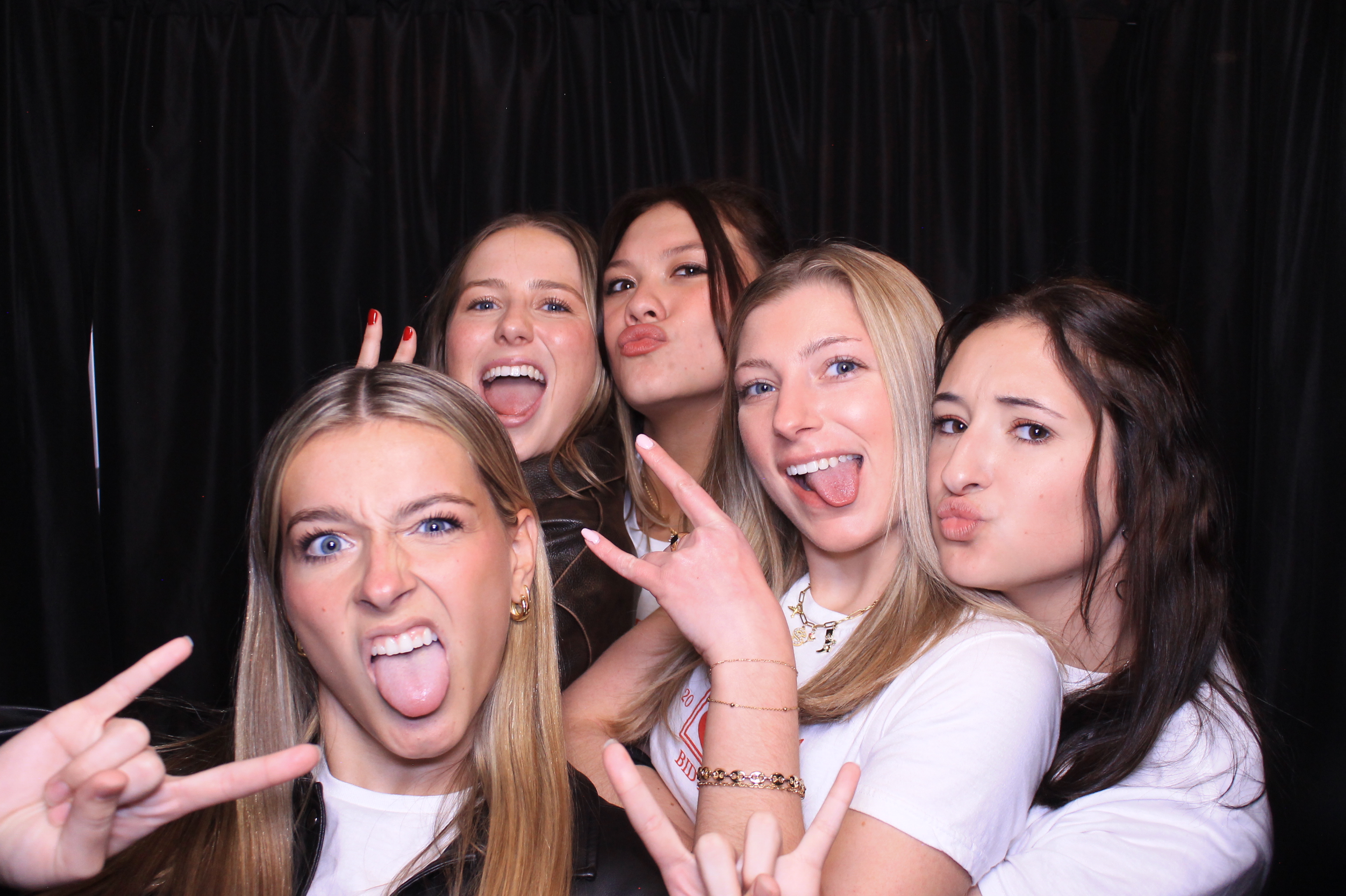 Tri Delta Bid Day!  | View more photos from the event at gallery.photoboothcincy.com/u/PhotoBoothCincy/Tri-Delta-Bid-Day