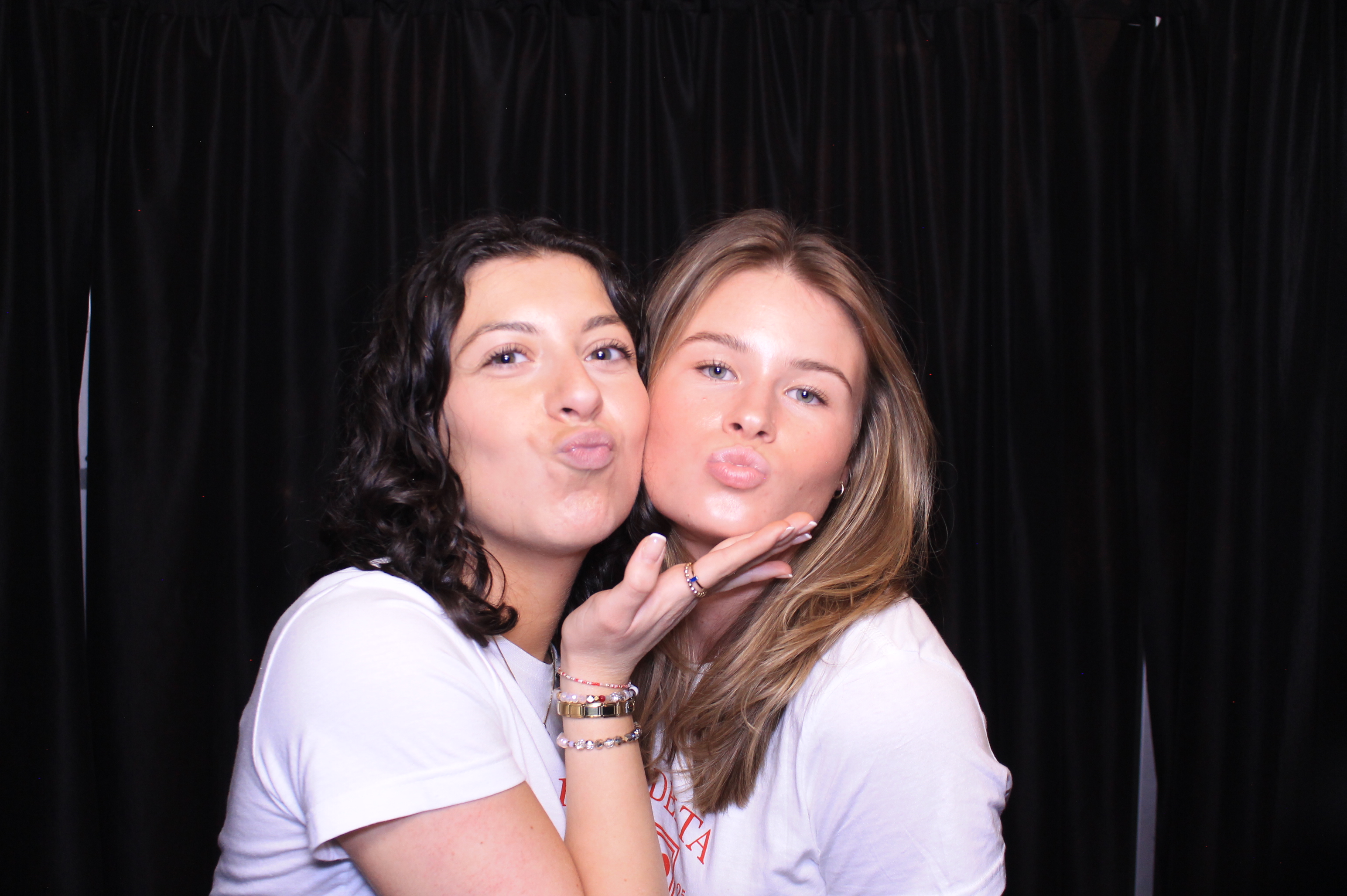 Tri Delta Bid Day!  | View more photos from the event at gallery.photoboothcincy.com/u/PhotoBoothCincy/Tri-Delta-Bid-Day