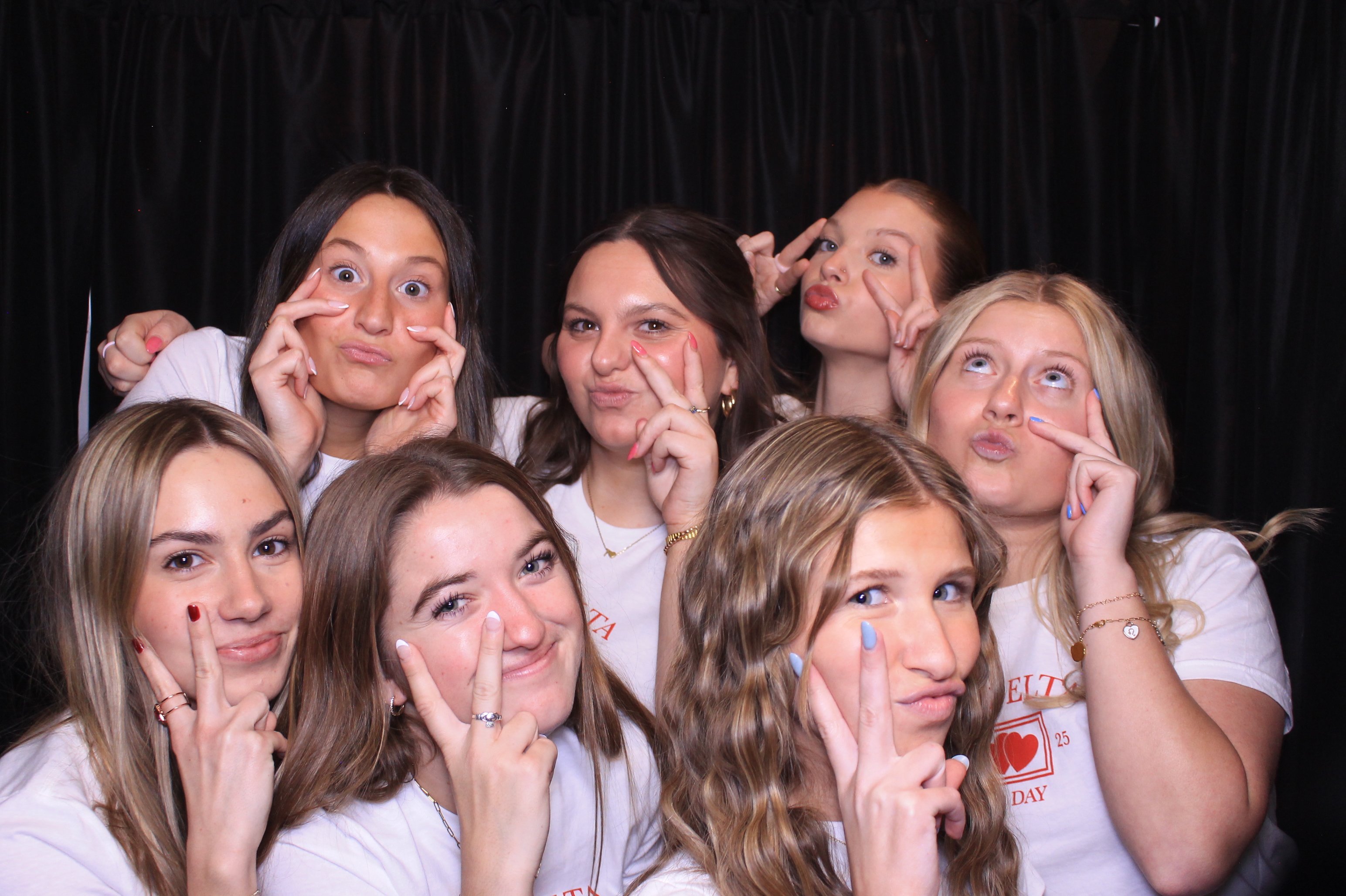 Tri Delta Bid Day!  | View more photos from the event at gallery.photoboothcincy.com/u/PhotoBoothCincy/Tri-Delta-Bid-Day
