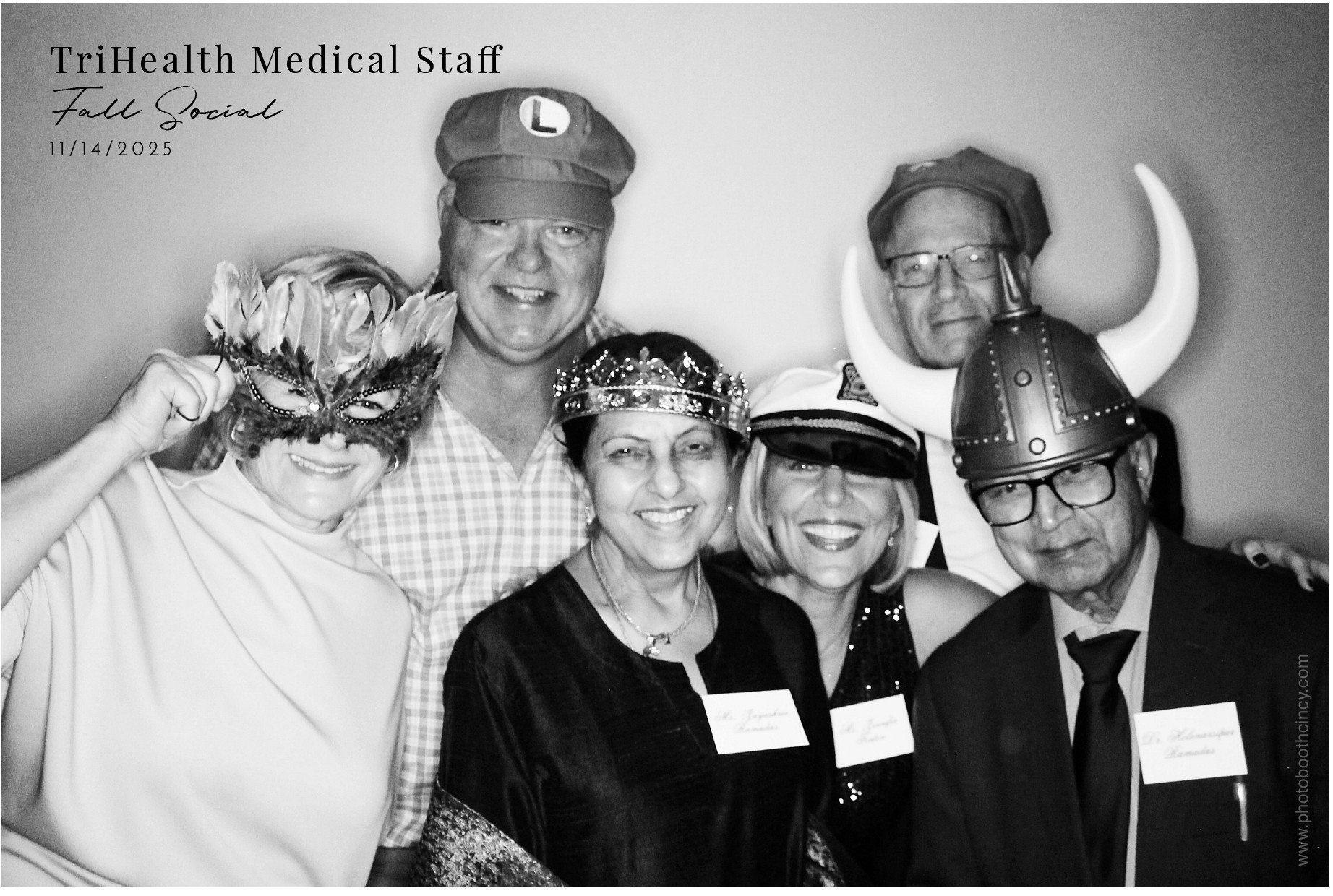 TriHealth Medical Staff | View more photos from the event at gallery.photoboothcincy.com/u/PhotoBoothCincy/TriHealth-Medical-Staff
