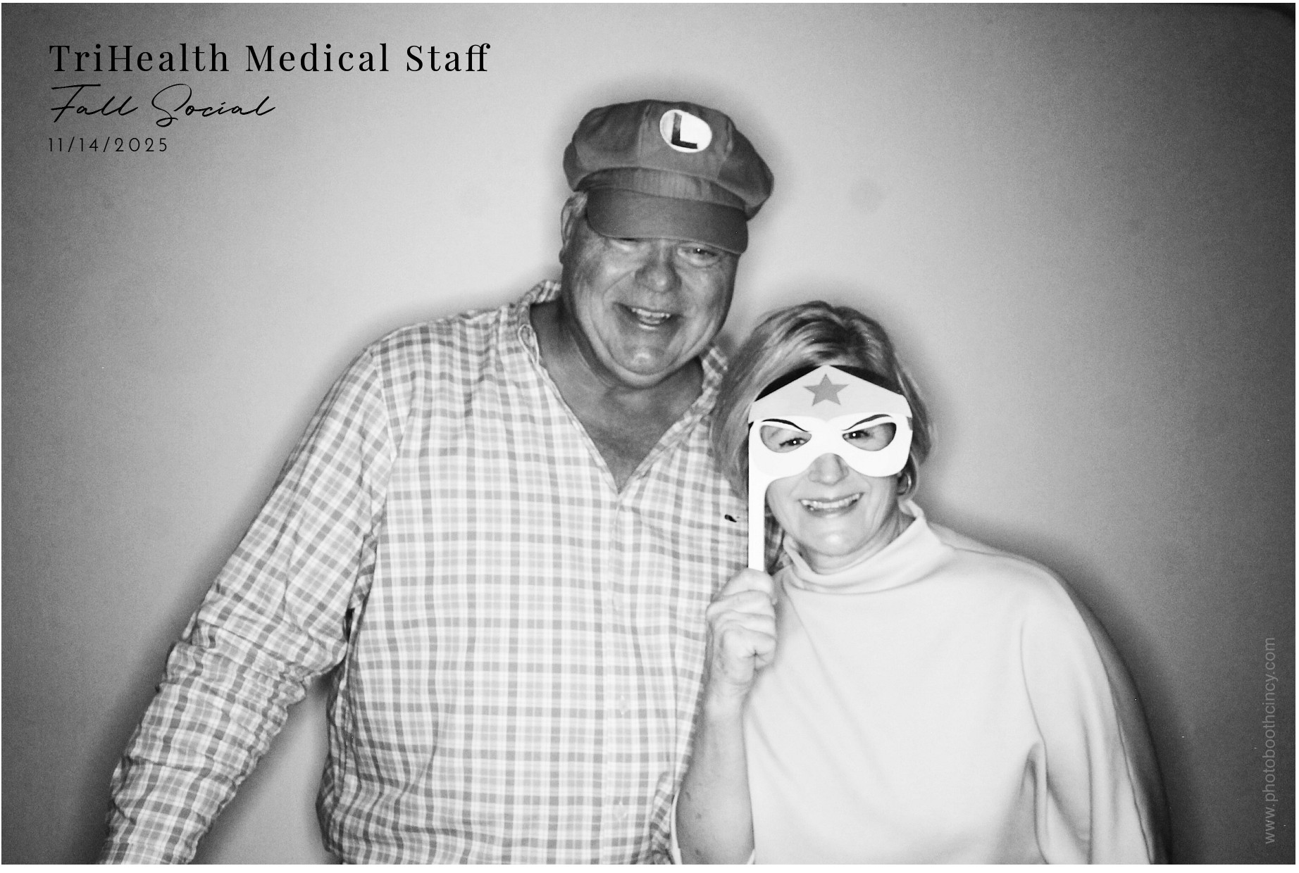 TriHealth Medical Staff | View more photos from the event at gallery.photoboothcincy.com/u/PhotoBoothCincy/TriHealth-Medical-Staff