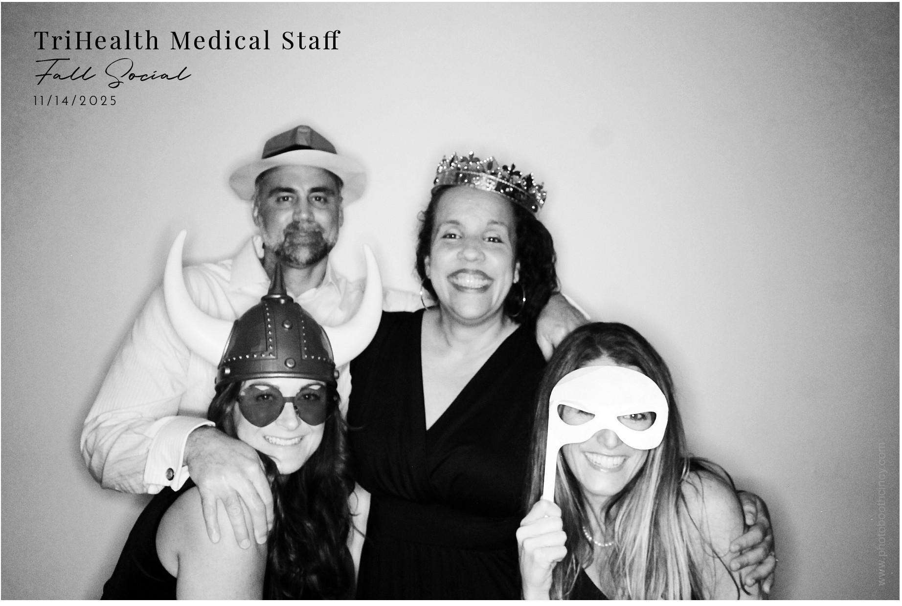 TriHealth Medical Staff | View more photos from the event at gallery.photoboothcincy.com/u/PhotoBoothCincy/TriHealth-Medical-Staff