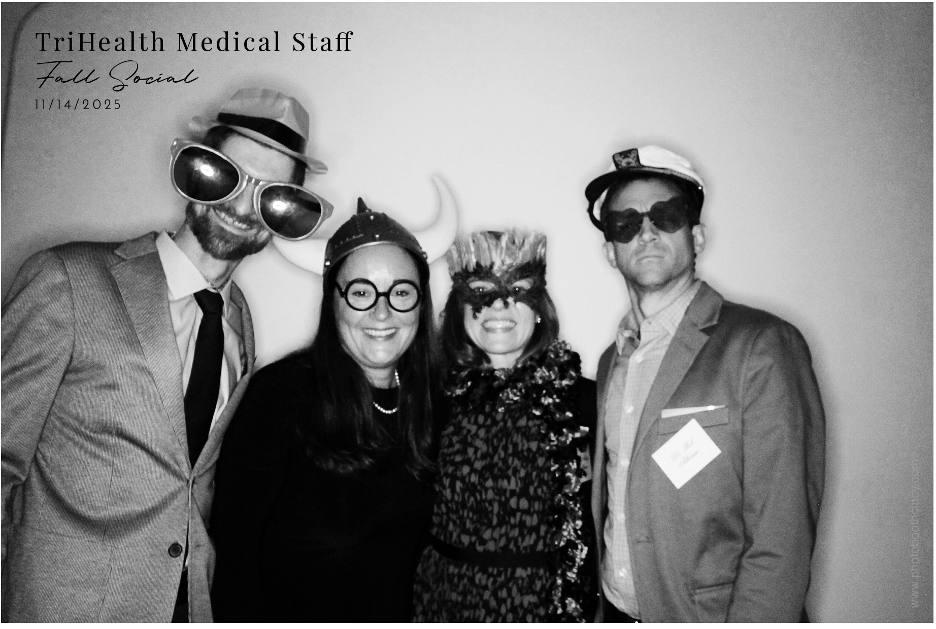 TriHealth Medical Staff | View more photos from the event at gallery.photoboothcincy.com/u/PhotoBoothCincy/TriHealth-Medical-Staff