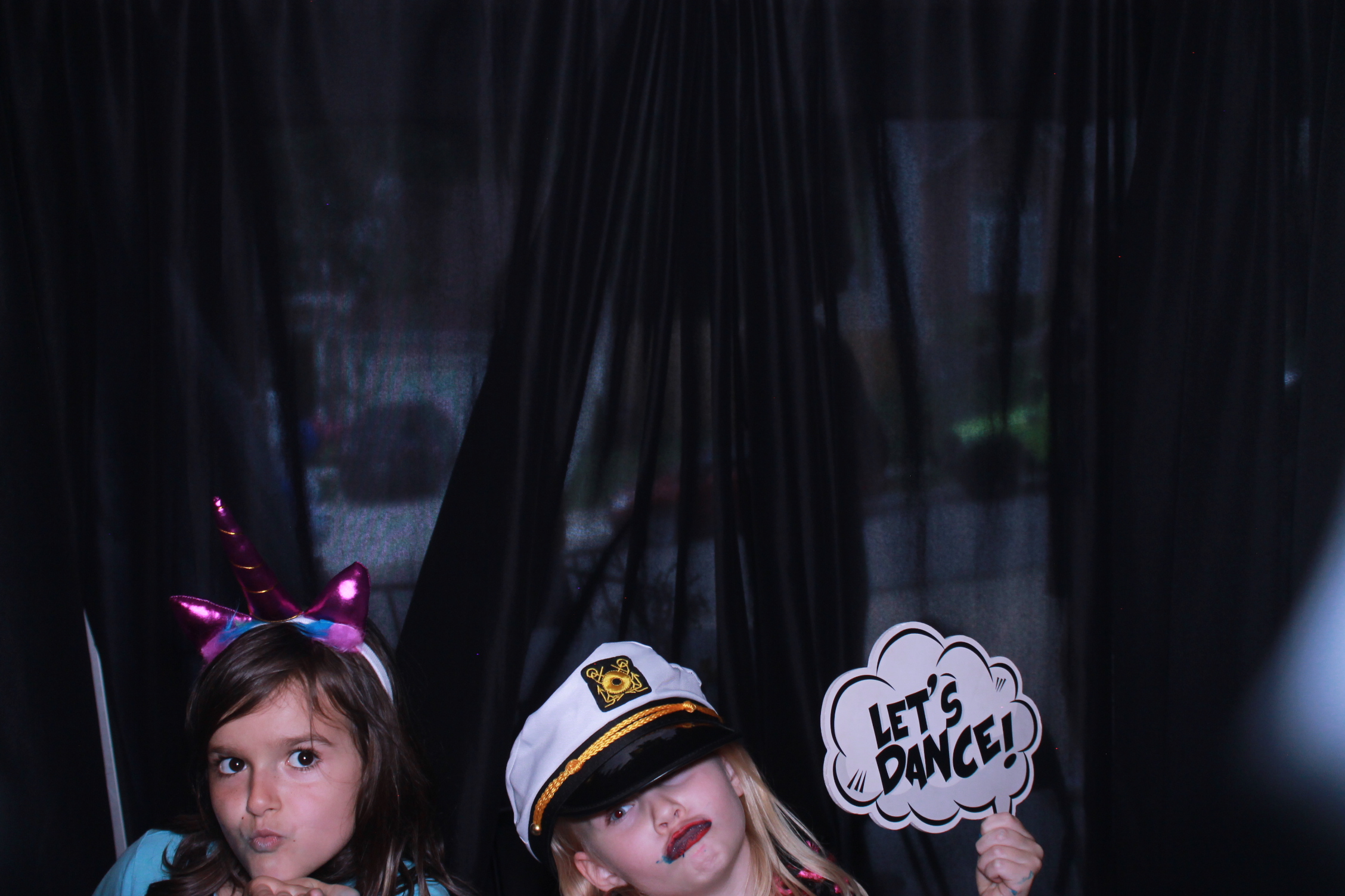Tricira Tobergte Grad Party | View more photos from the event at gallery.photoboothcincy.com/u/PhotoBoothCincy/Tricira-Tobergte-Grad-Party