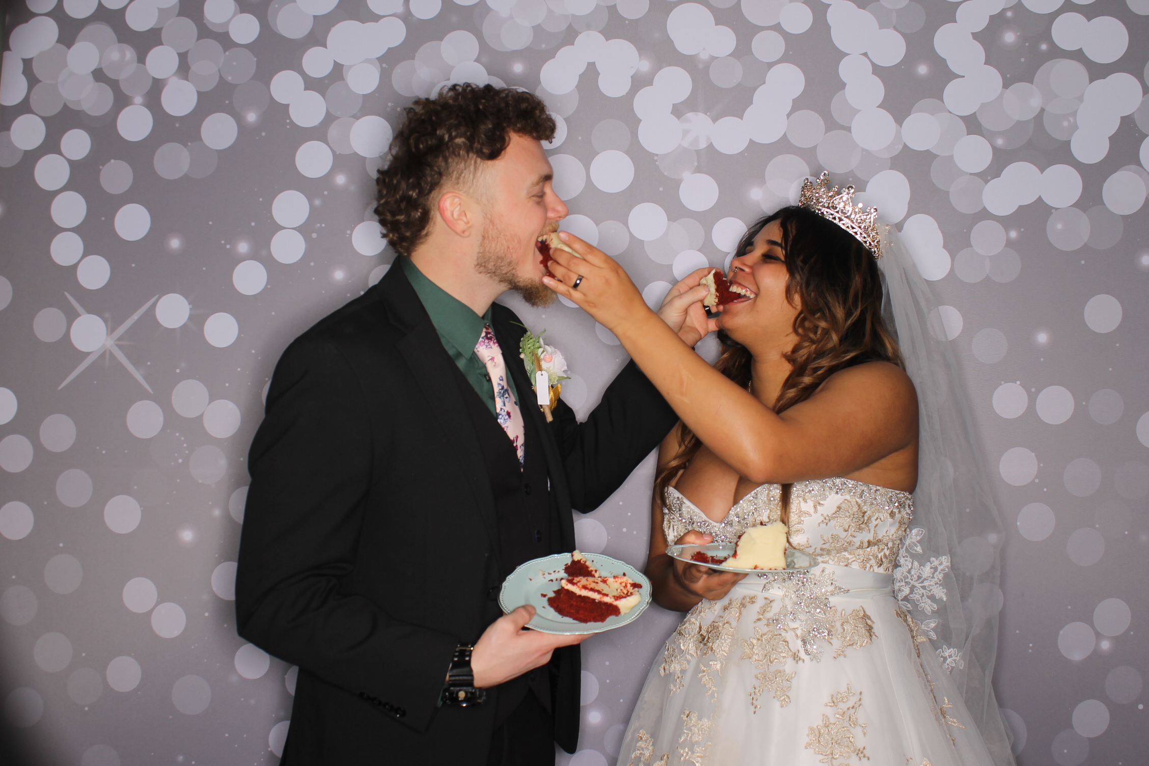 Trinity & Damien's Wedding | View more photos from the event at gallery.photoboothcincy.com/u/PhotoBoothCincy/Trinity-Damiens-Wedding