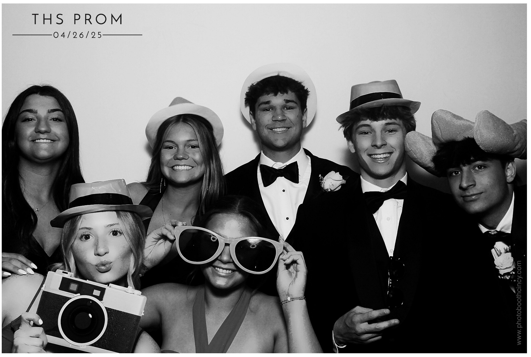 Turpin HS Prom | View more photos from the event at gallery.photoboothcincy.com/u/PhotoBoothCincy/Turpin-HS-Prom