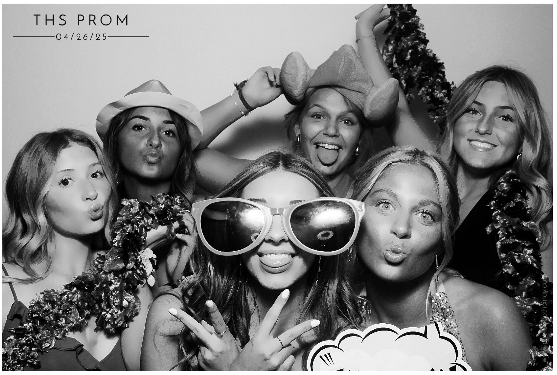 Turpin HS Prom | View more photos from the event at gallery.photoboothcincy.com/u/PhotoBoothCincy/Turpin-HS-Prom
