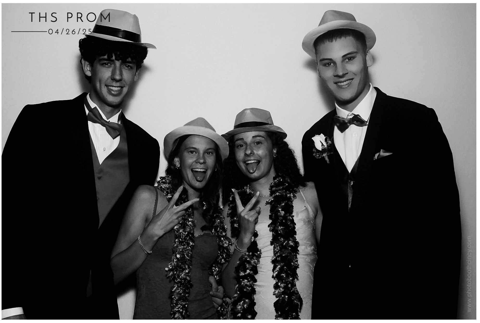 Turpin HS Prom | View more photos from the event at gallery.photoboothcincy.com/u/PhotoBoothCincy/Turpin-HS-Prom