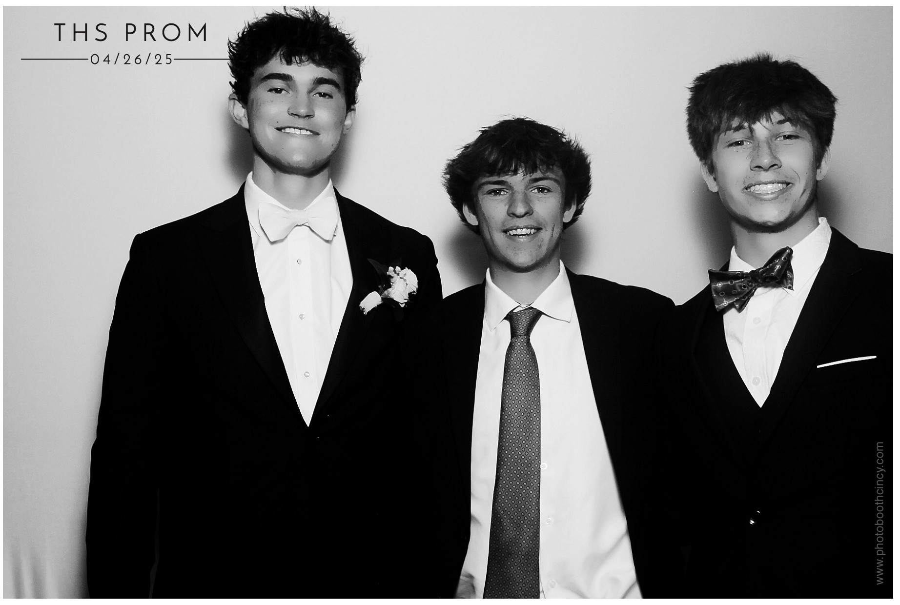 Turpin HS Prom | View more photos from the event at gallery.photoboothcincy.com/u/PhotoBoothCincy/Turpin-HS-Prom