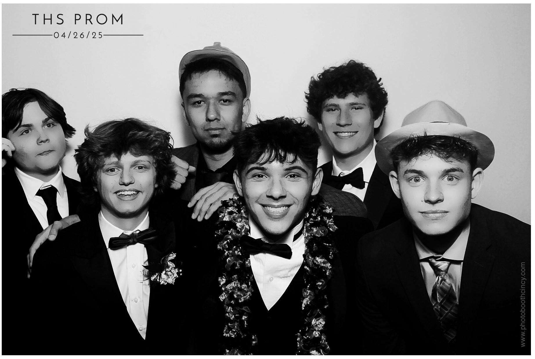 Turpin HS Prom | View more photos from the event at gallery.photoboothcincy.com/u/PhotoBoothCincy/Turpin-HS-Prom