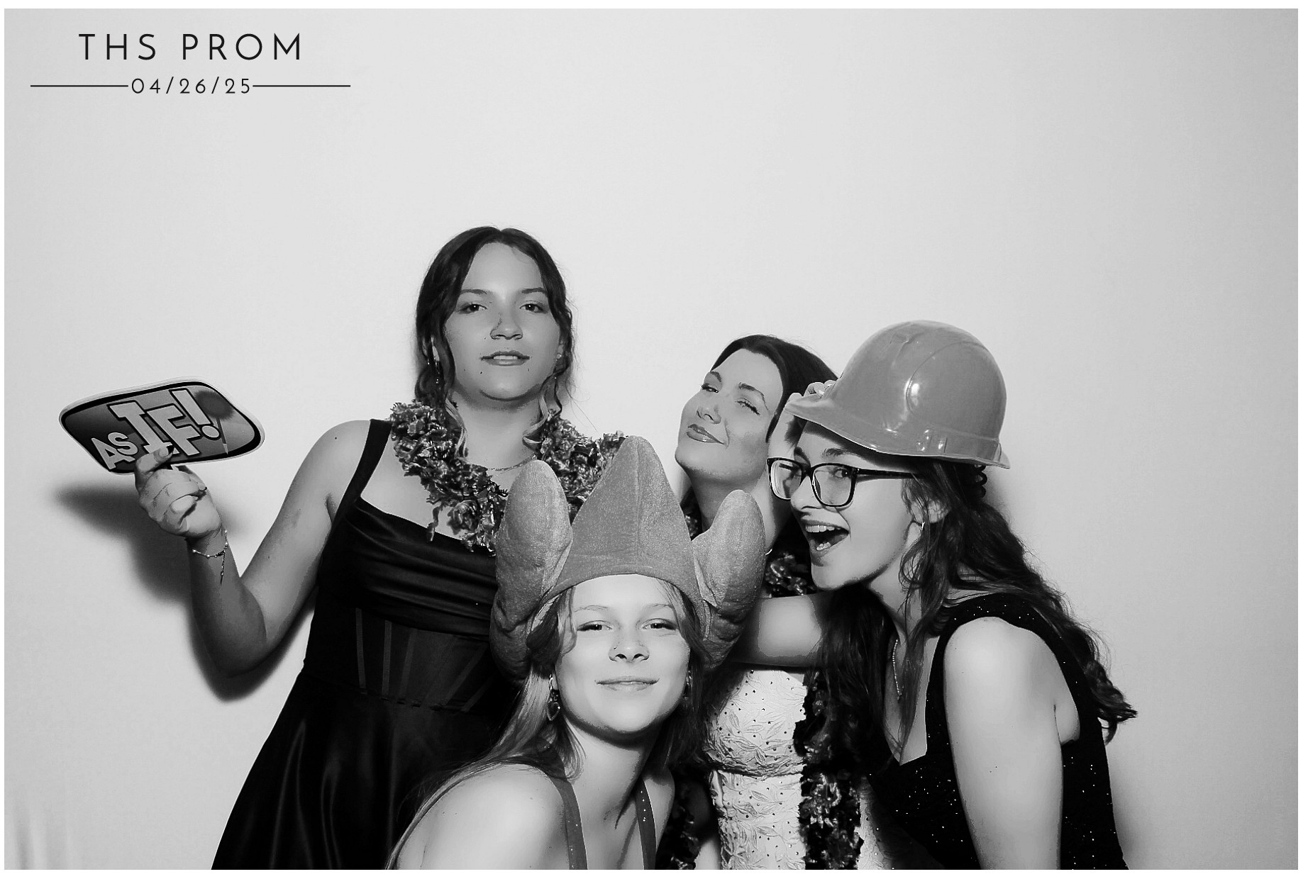 Turpin HS Prom | View more photos from the event at gallery.photoboothcincy.com/u/PhotoBoothCincy/Turpin-HS-Prom