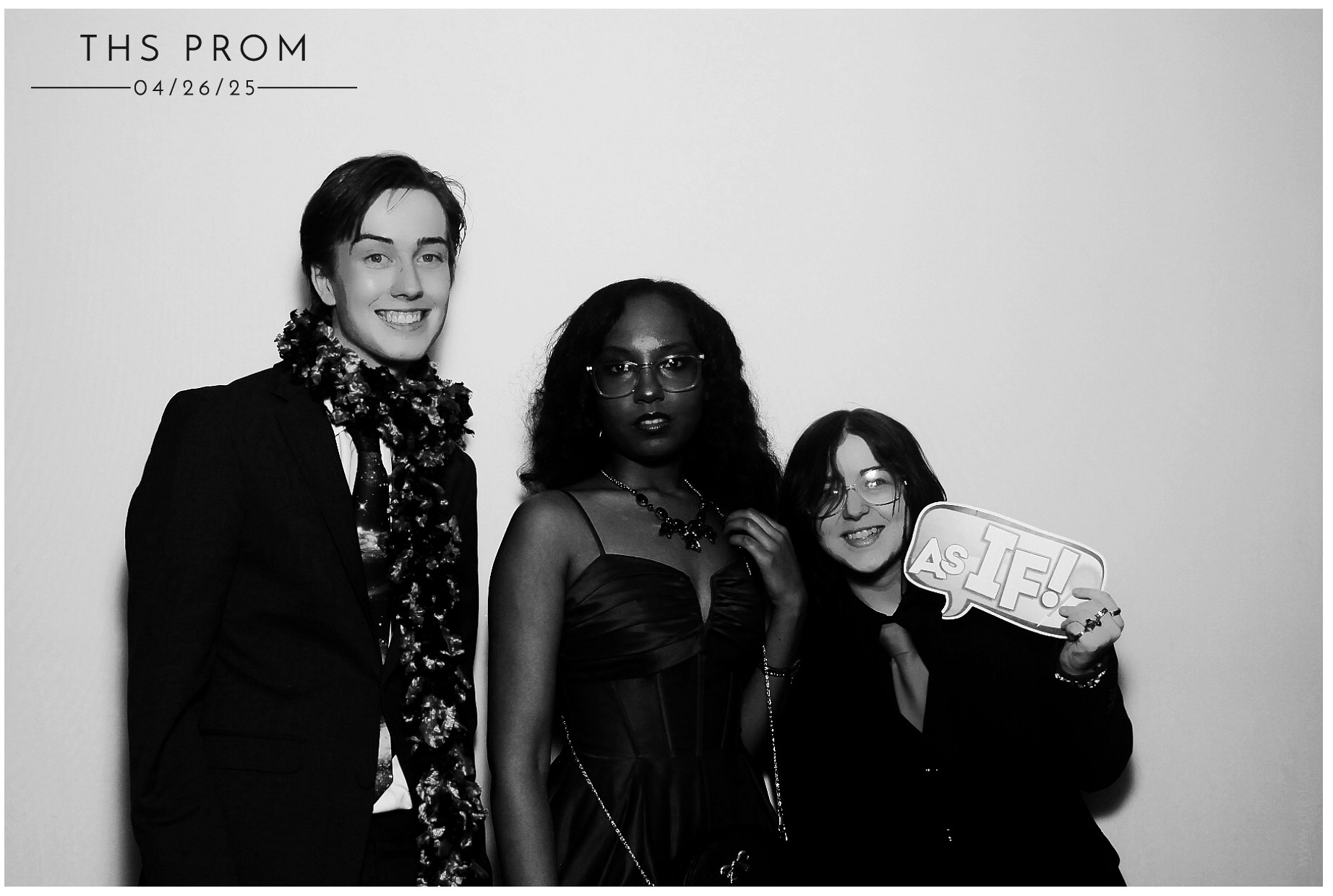 Turpin HS Prom | View more photos from the event at gallery.photoboothcincy.com/u/PhotoBoothCincy/Turpin-HS-Prom