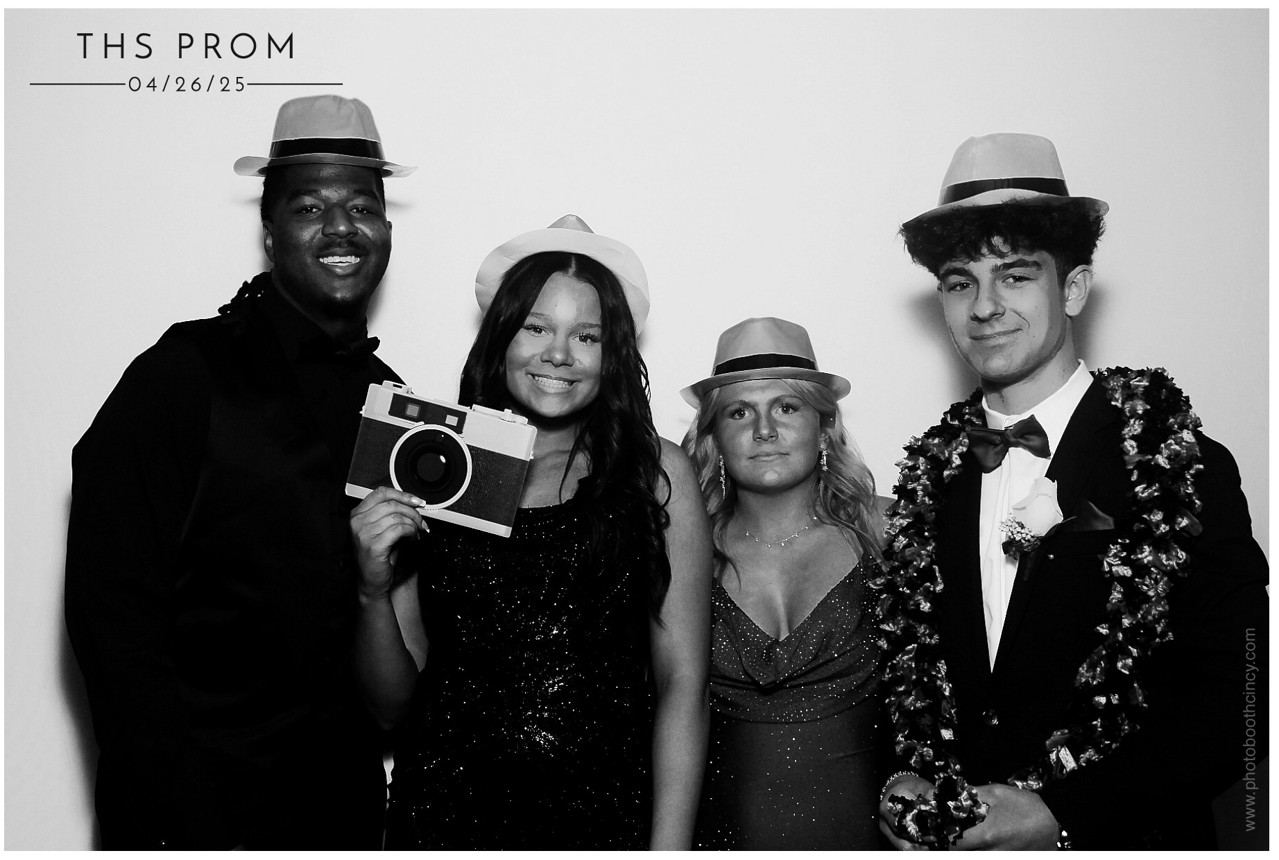 Turpin HS Prom | View more photos from the event at gallery.photoboothcincy.com/u/PhotoBoothCincy/Turpin-HS-Prom