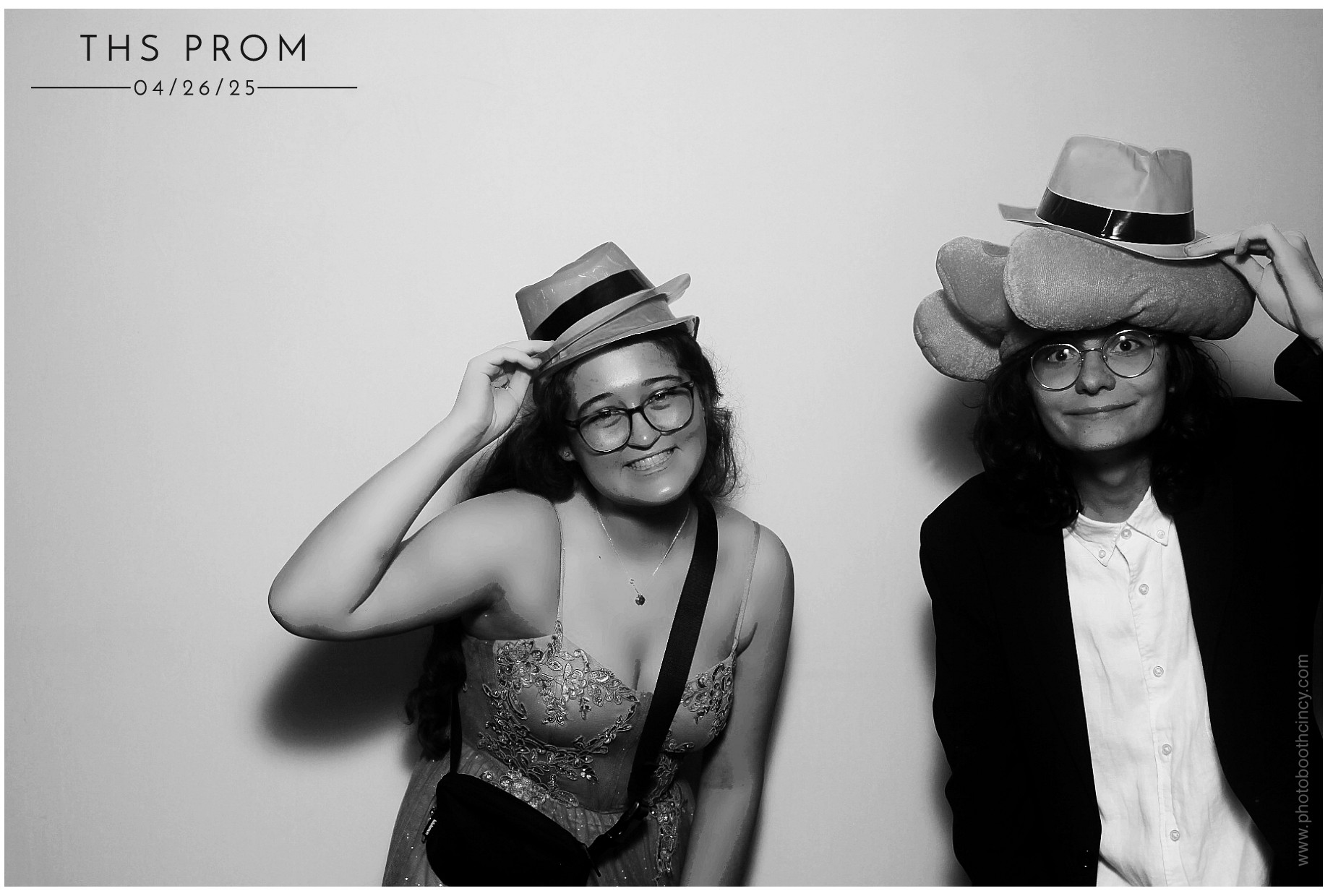 Turpin HS Prom | View more photos from the event at gallery.photoboothcincy.com/u/PhotoBoothCincy/Turpin-HS-Prom