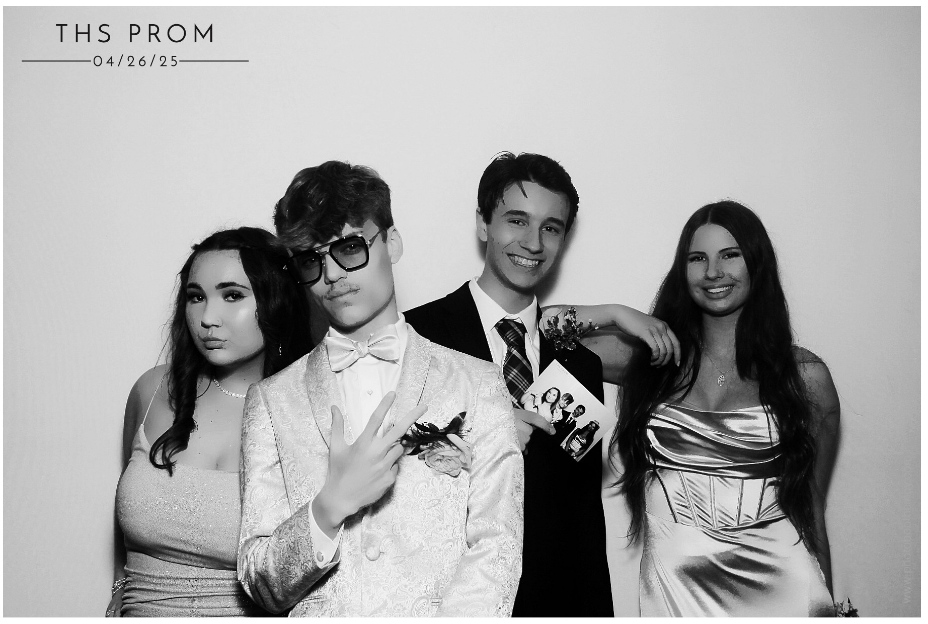 Turpin HS Prom | View more photos from the event at gallery.photoboothcincy.com/u/PhotoBoothCincy/Turpin-HS-Prom