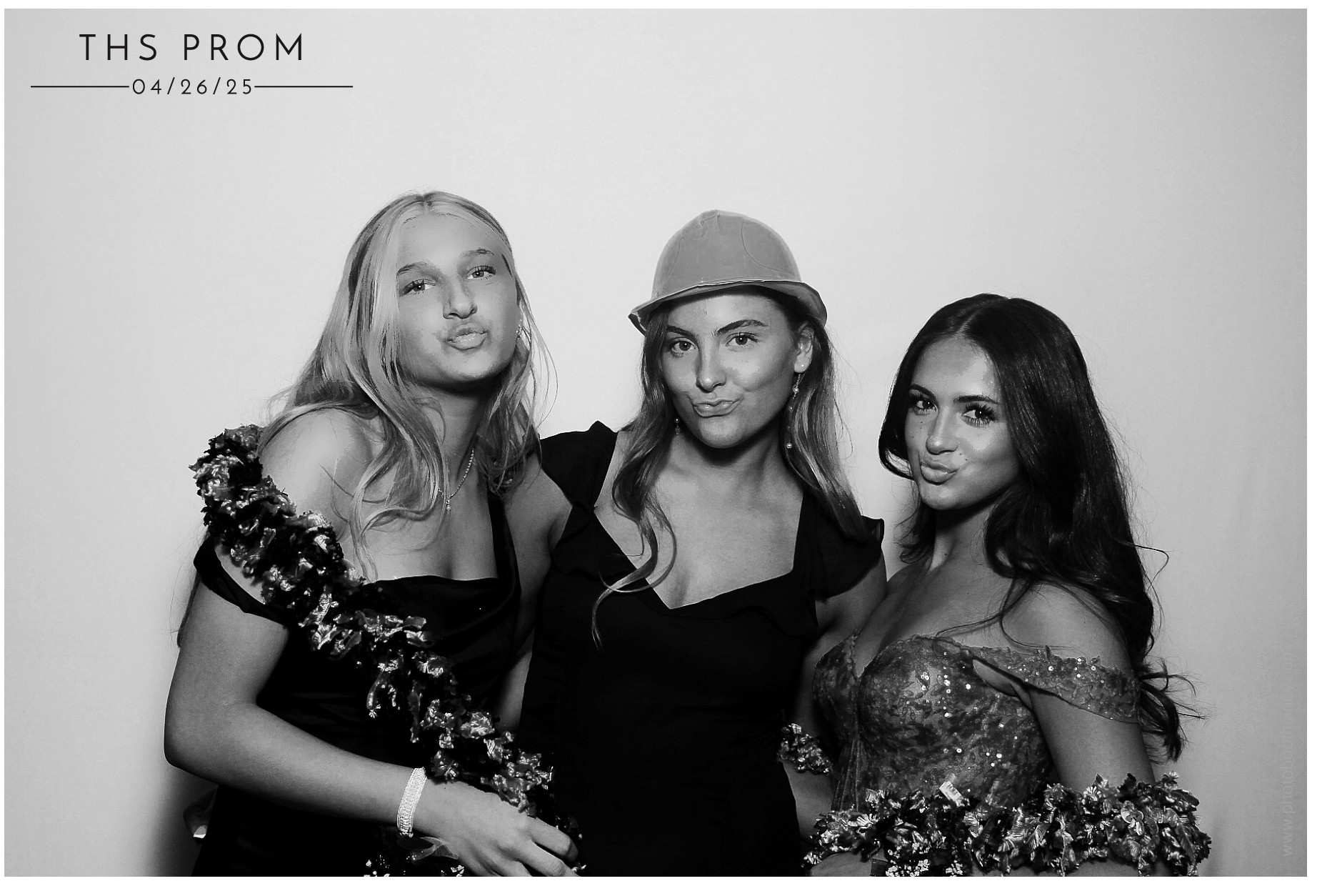 Turpin HS Prom | View more photos from the event at gallery.photoboothcincy.com/u/PhotoBoothCincy/Turpin-HS-Prom