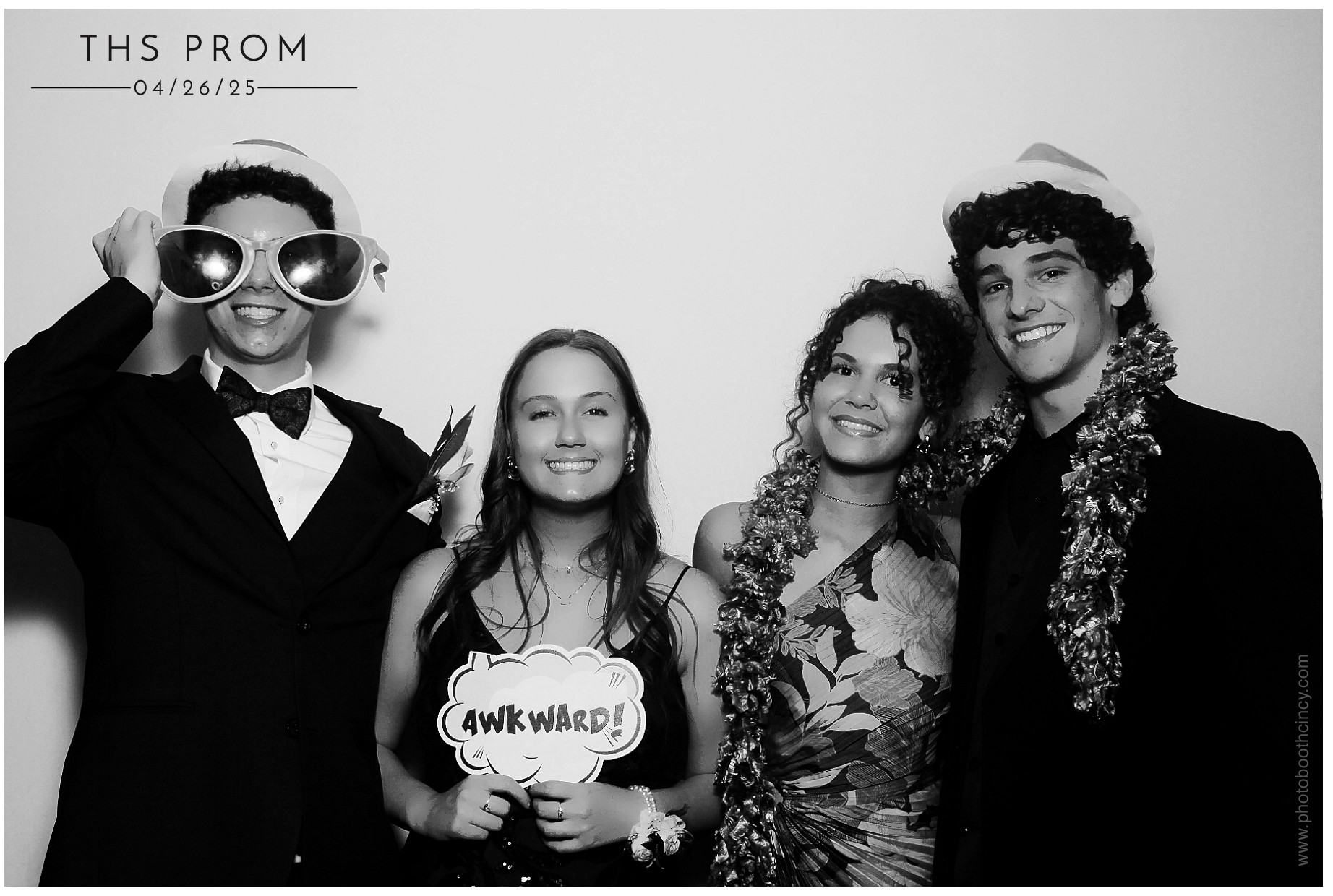 Turpin HS Prom | View more photos from the event at gallery.photoboothcincy.com/u/PhotoBoothCincy/Turpin-HS-Prom