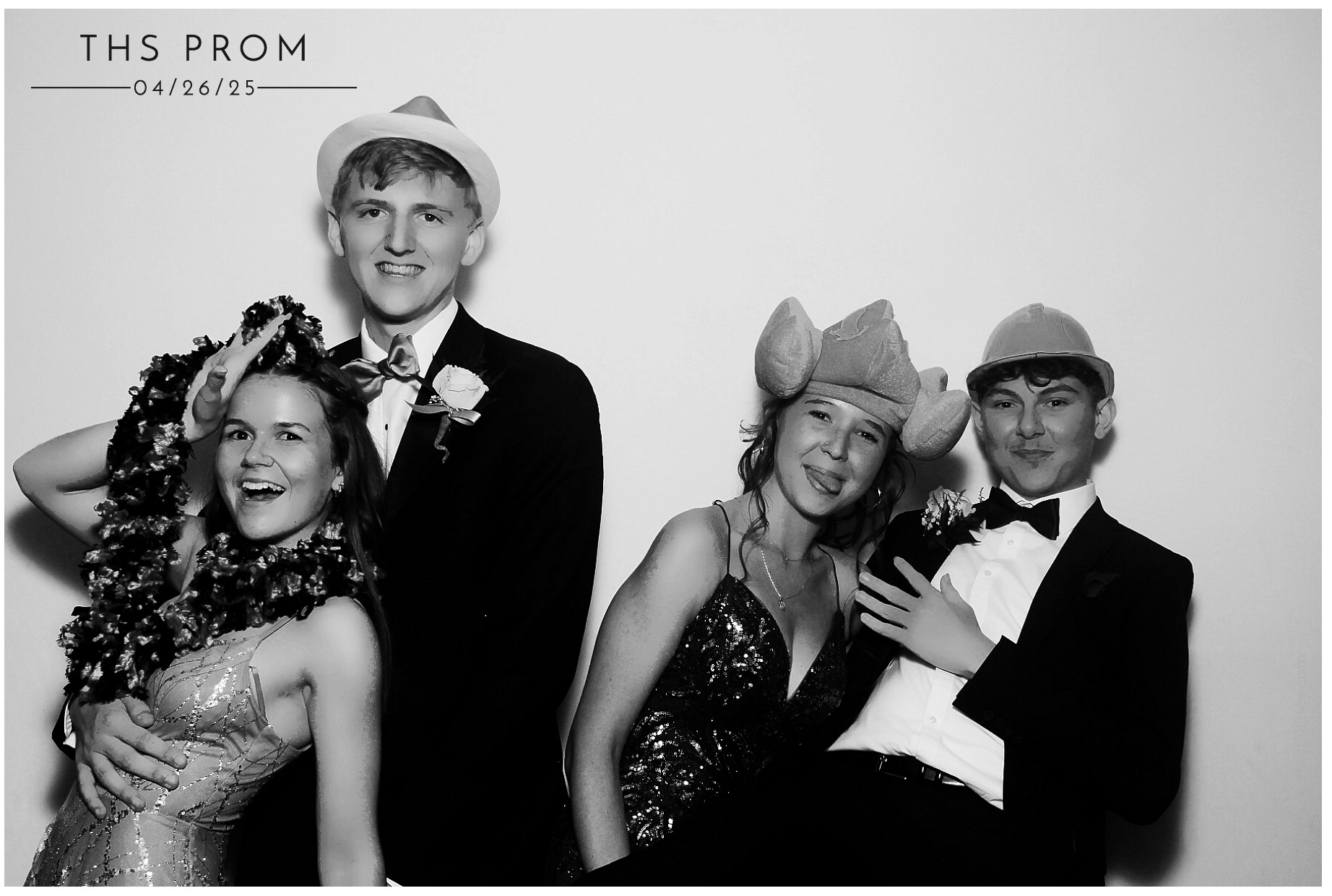 Turpin HS Prom | View more photos from the event at gallery.photoboothcincy.com/u/PhotoBoothCincy/Turpin-HS-Prom