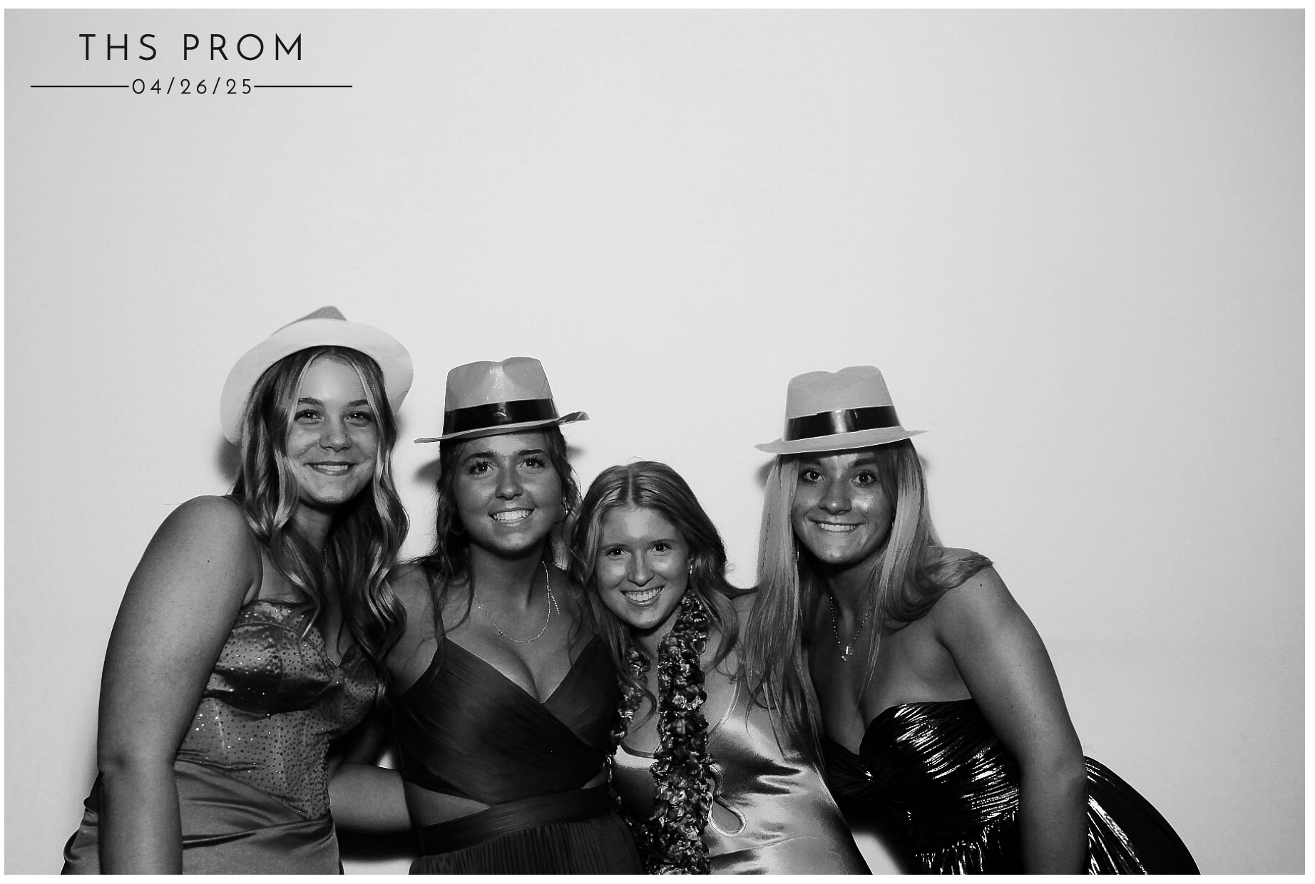 Turpin HS Prom | View more photos from the event at gallery.photoboothcincy.com/u/PhotoBoothCincy/Turpin-HS-Prom