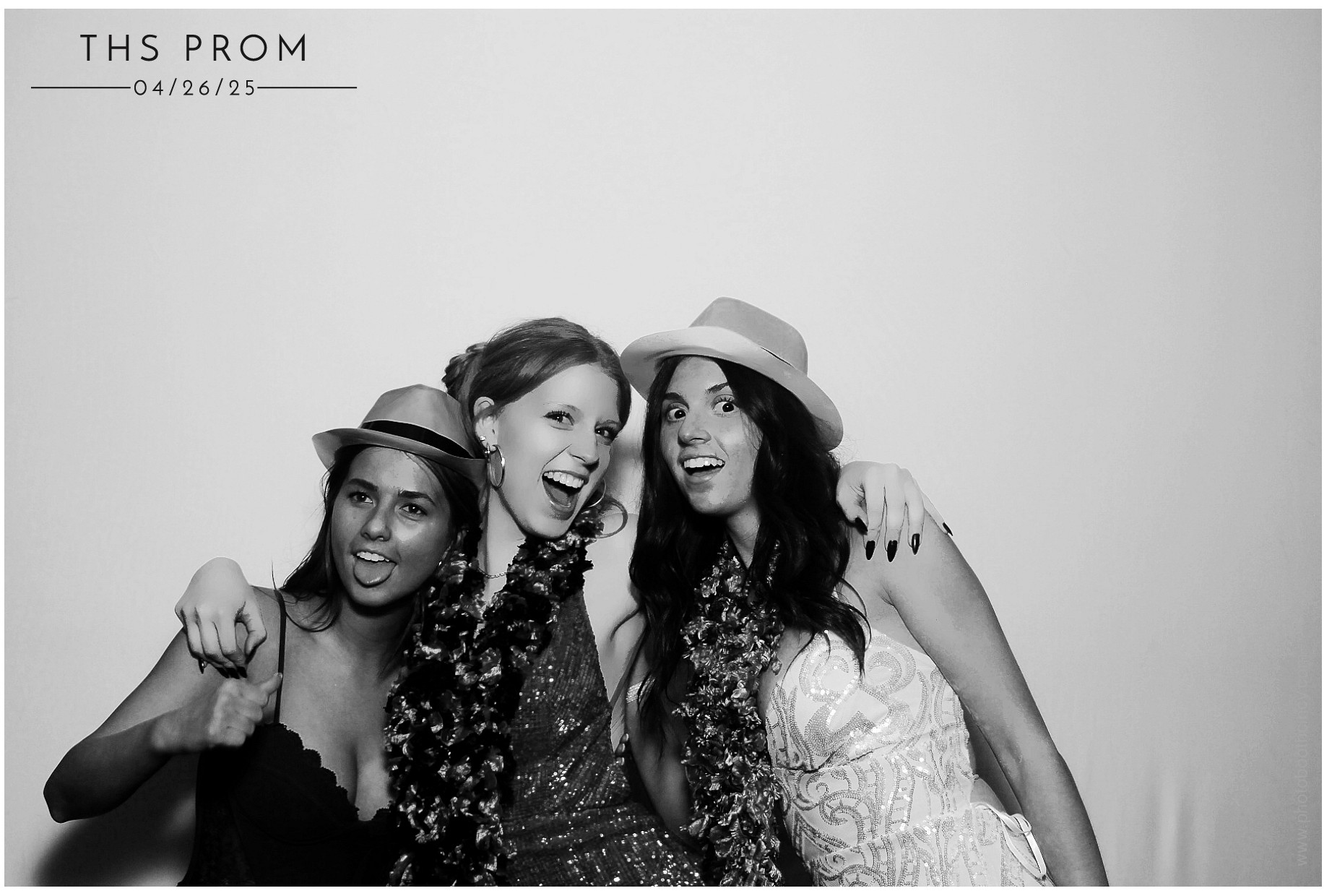 Turpin HS Prom | View more photos from the event at gallery.photoboothcincy.com/u/PhotoBoothCincy/Turpin-HS-Prom