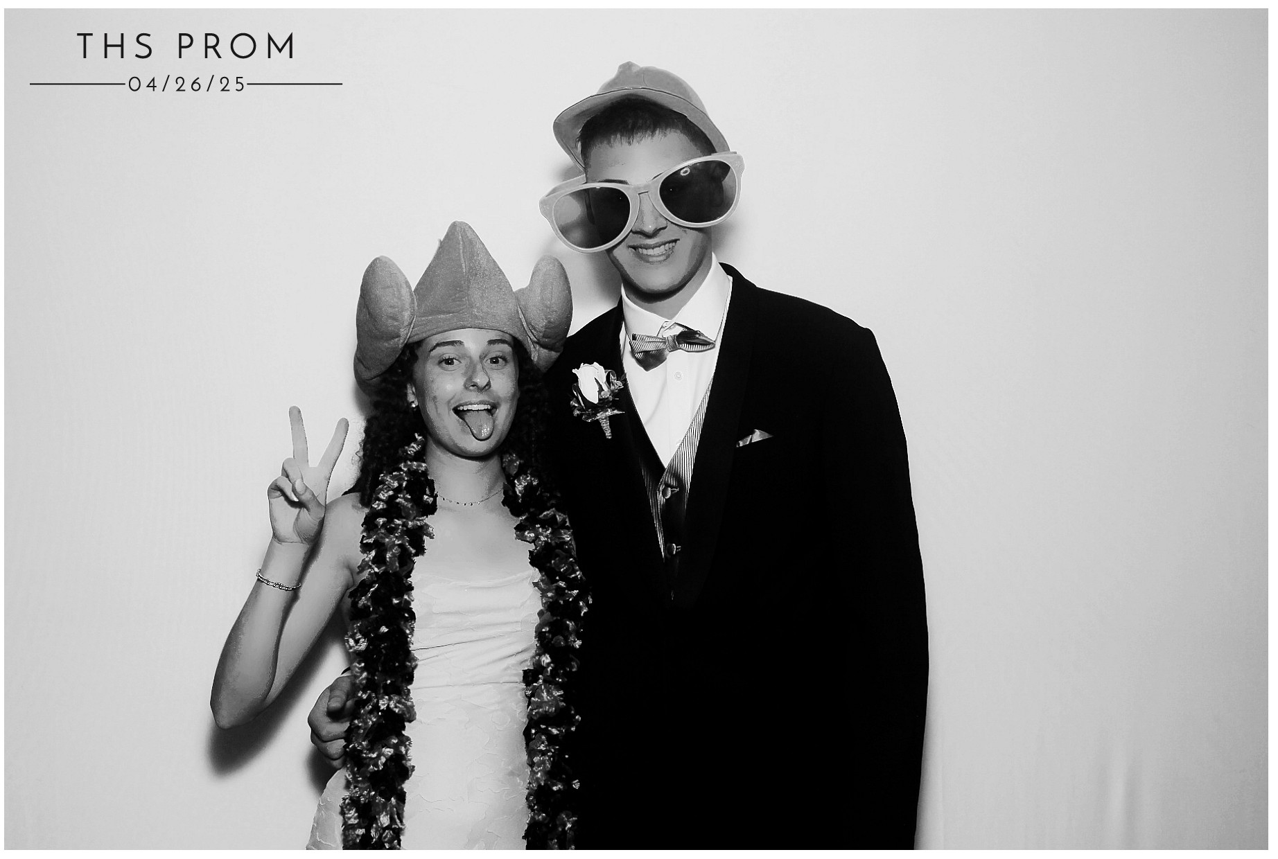 Turpin HS Prom | View more photos from the event at gallery.photoboothcincy.com/u/PhotoBoothCincy/Turpin-HS-Prom