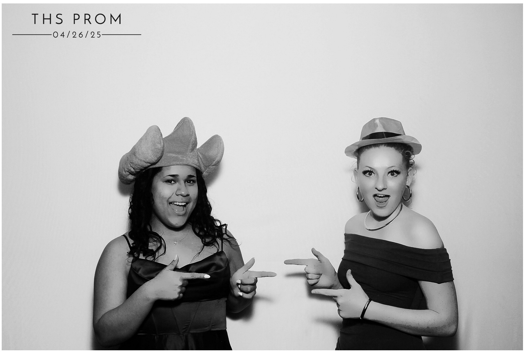 Turpin HS Prom | View more photos from the event at gallery.photoboothcincy.com/u/PhotoBoothCincy/Turpin-HS-Prom