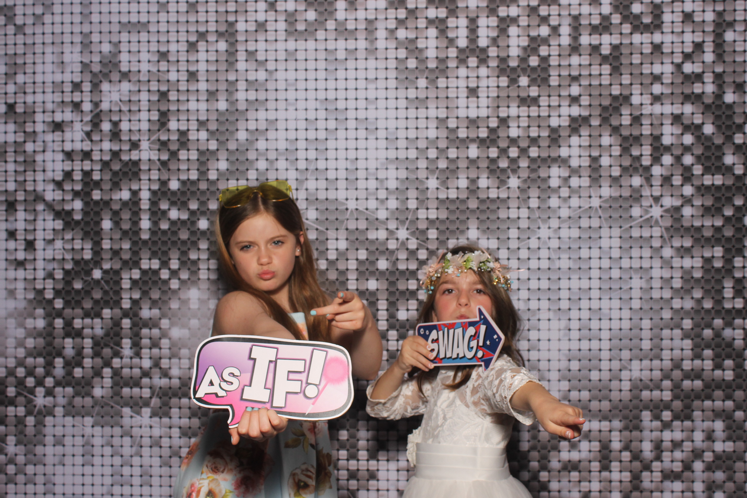 Tyler & Madison | View more photos from the event at gallery.photoboothcincy.com/u/PhotoBoothCincy/Tyler-Madison