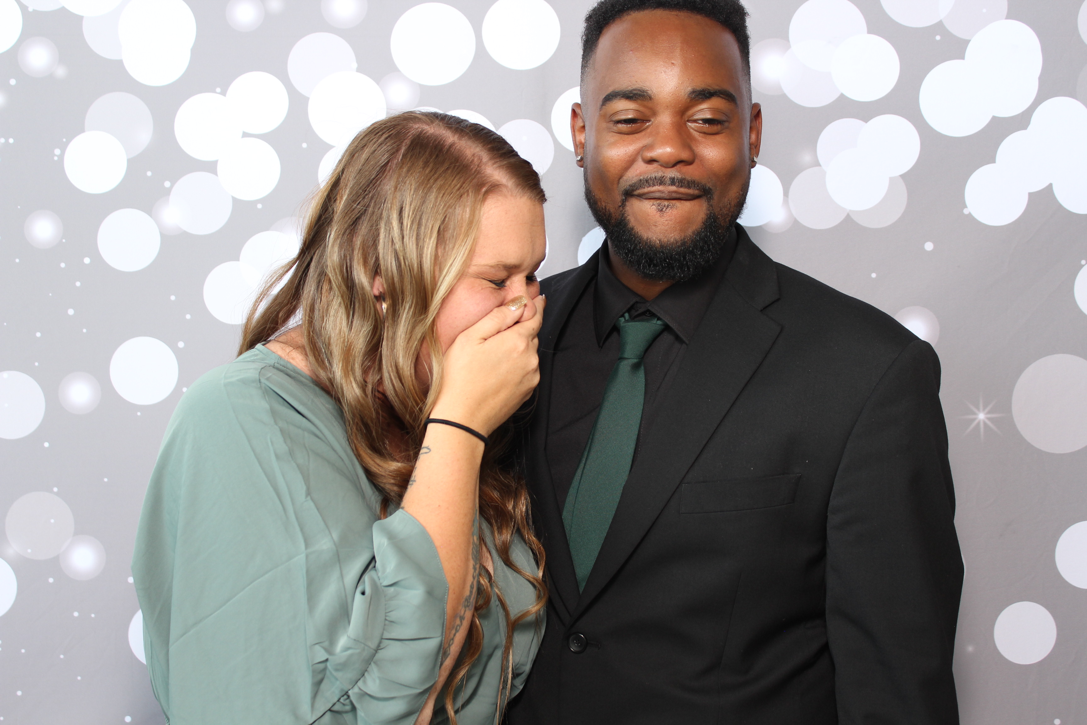 Tyrell & Samantha | View more photos from the event at gallery.photoboothcincy.com/u/PhotoBoothCincy/Tyrell-Samantha