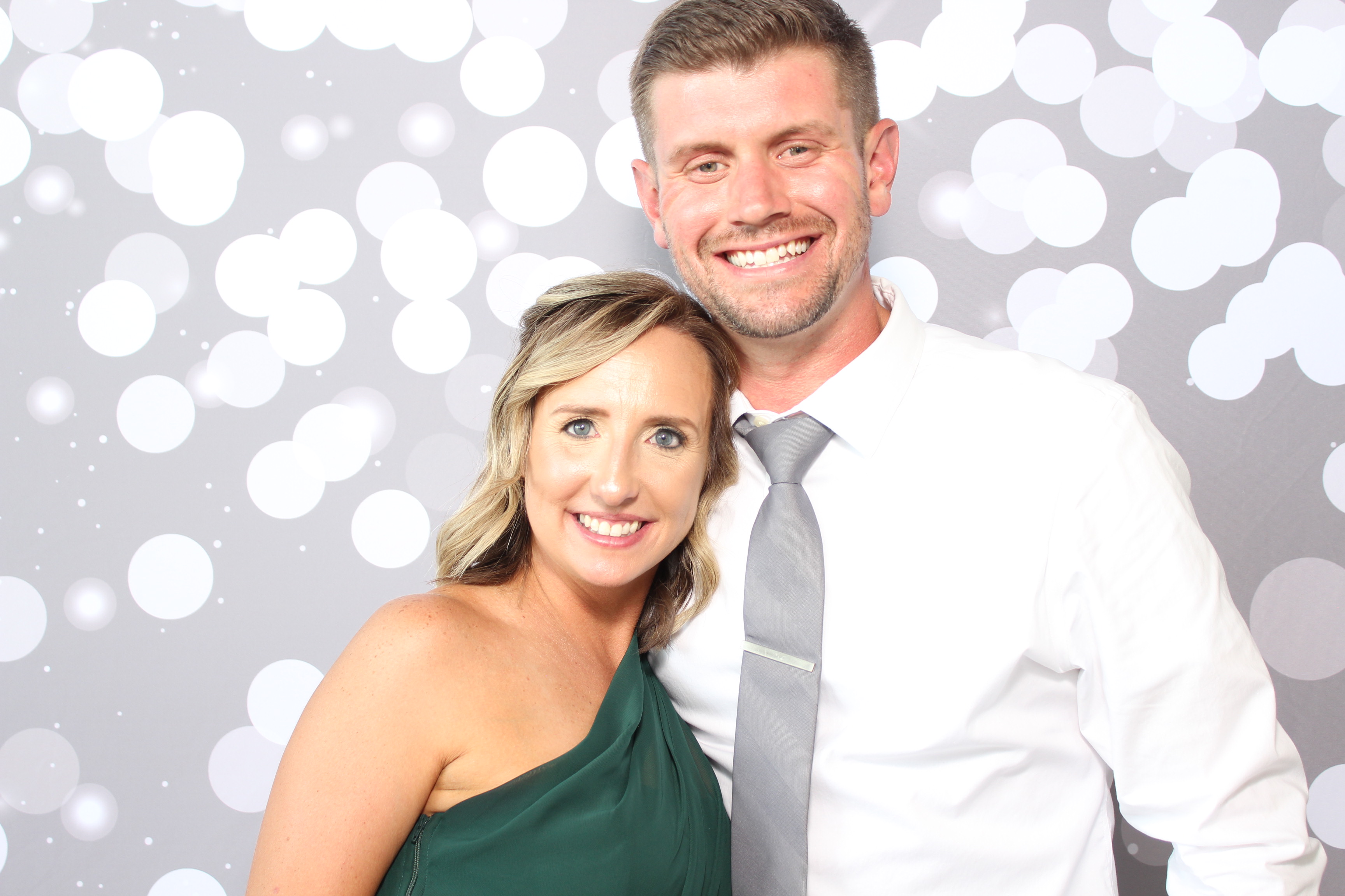 Tyrell & Samantha | View more photos from the event at gallery.photoboothcincy.com/u/PhotoBoothCincy/Tyrell-Samantha