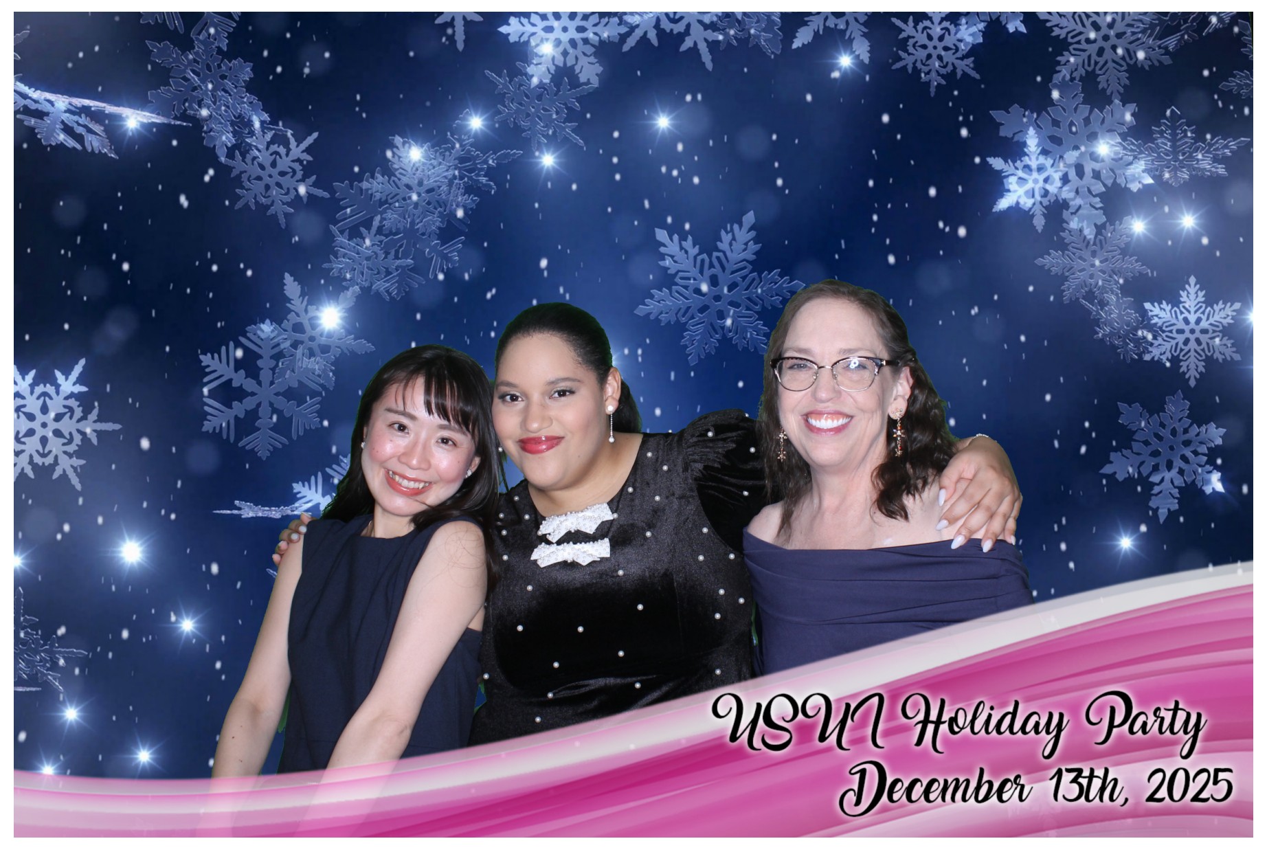 USUI Holiday Party | View more photos from the event at gallery.photoboothcincy.com/u/PhotoBoothCincy/USUI-Holiday-Party