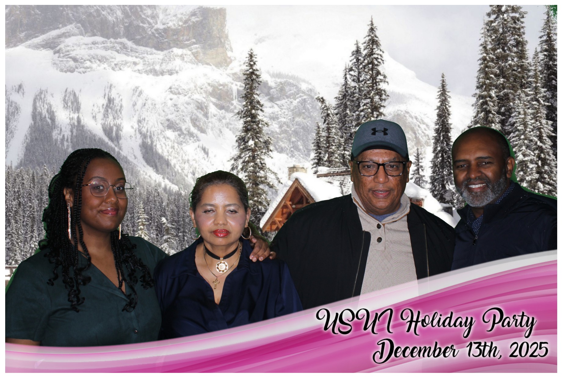 USUI Holiday Party | View more photos from the event at gallery.photoboothcincy.com/u/PhotoBoothCincy/USUI-Holiday-Party