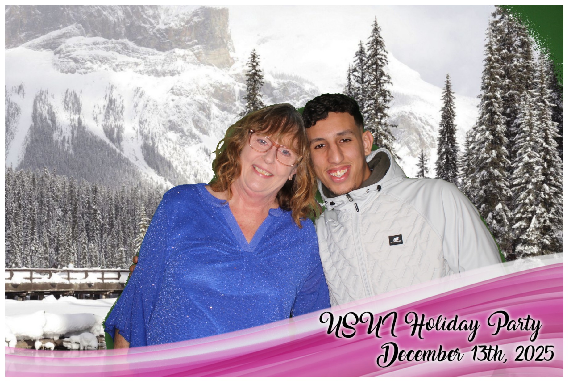 USUI Holiday Party | View more photos from the event at gallery.photoboothcincy.com/u/PhotoBoothCincy/USUI-Holiday-Party