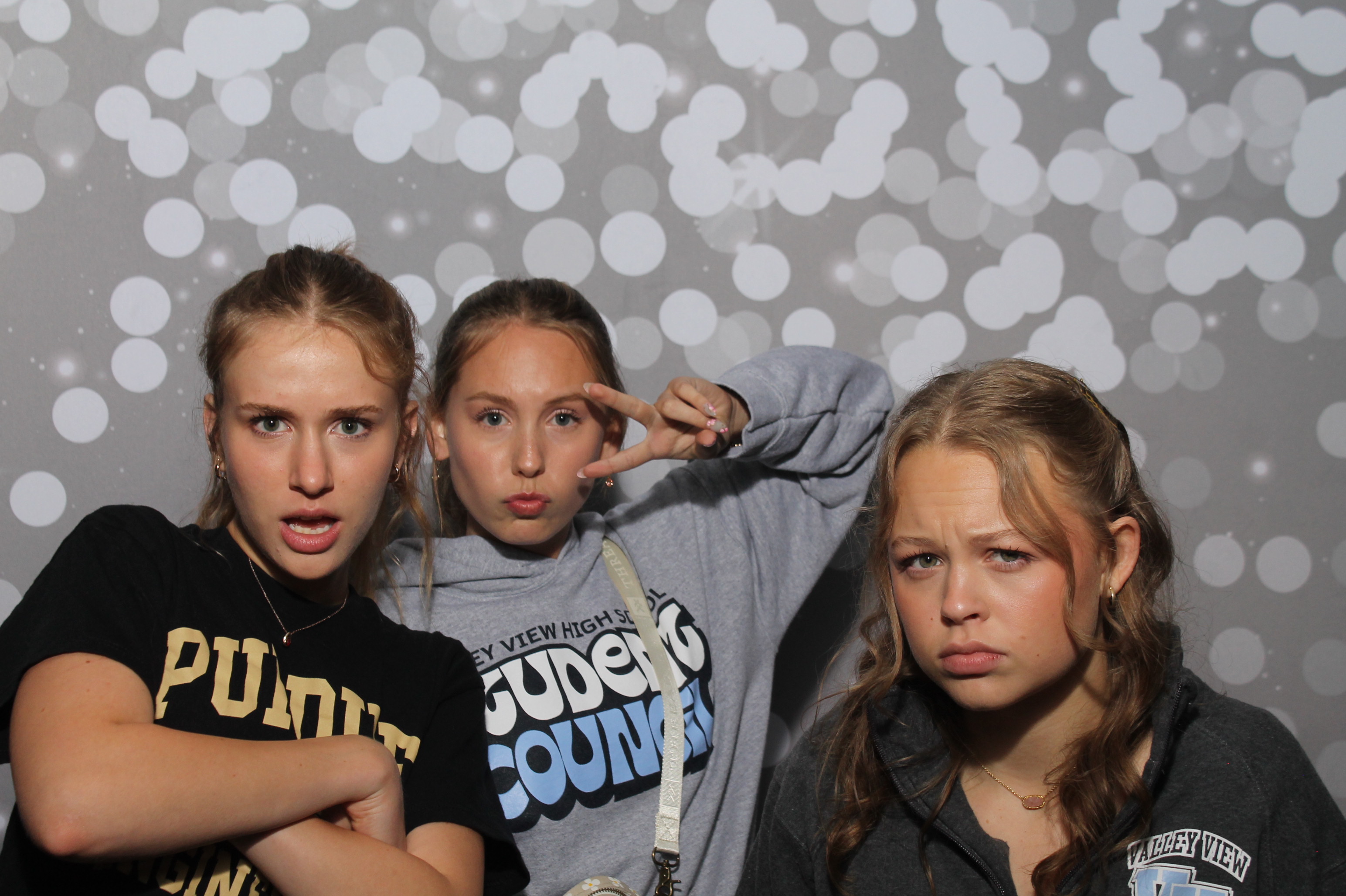 Valley View After Prom | View more photos from the event at gallery.photoboothcincy.com/u/PhotoBoothCincy/Valley-View-After-Prom-1