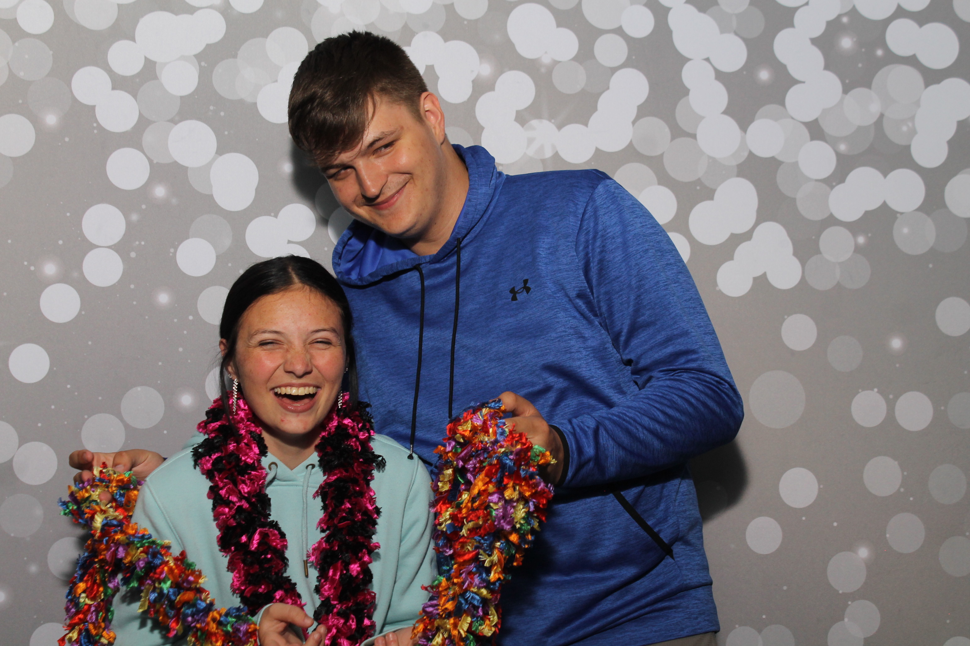 Valley View After Prom | View more photos from the event at gallery.photoboothcincy.com/u/PhotoBoothCincy/Valley-View-After-Prom-1