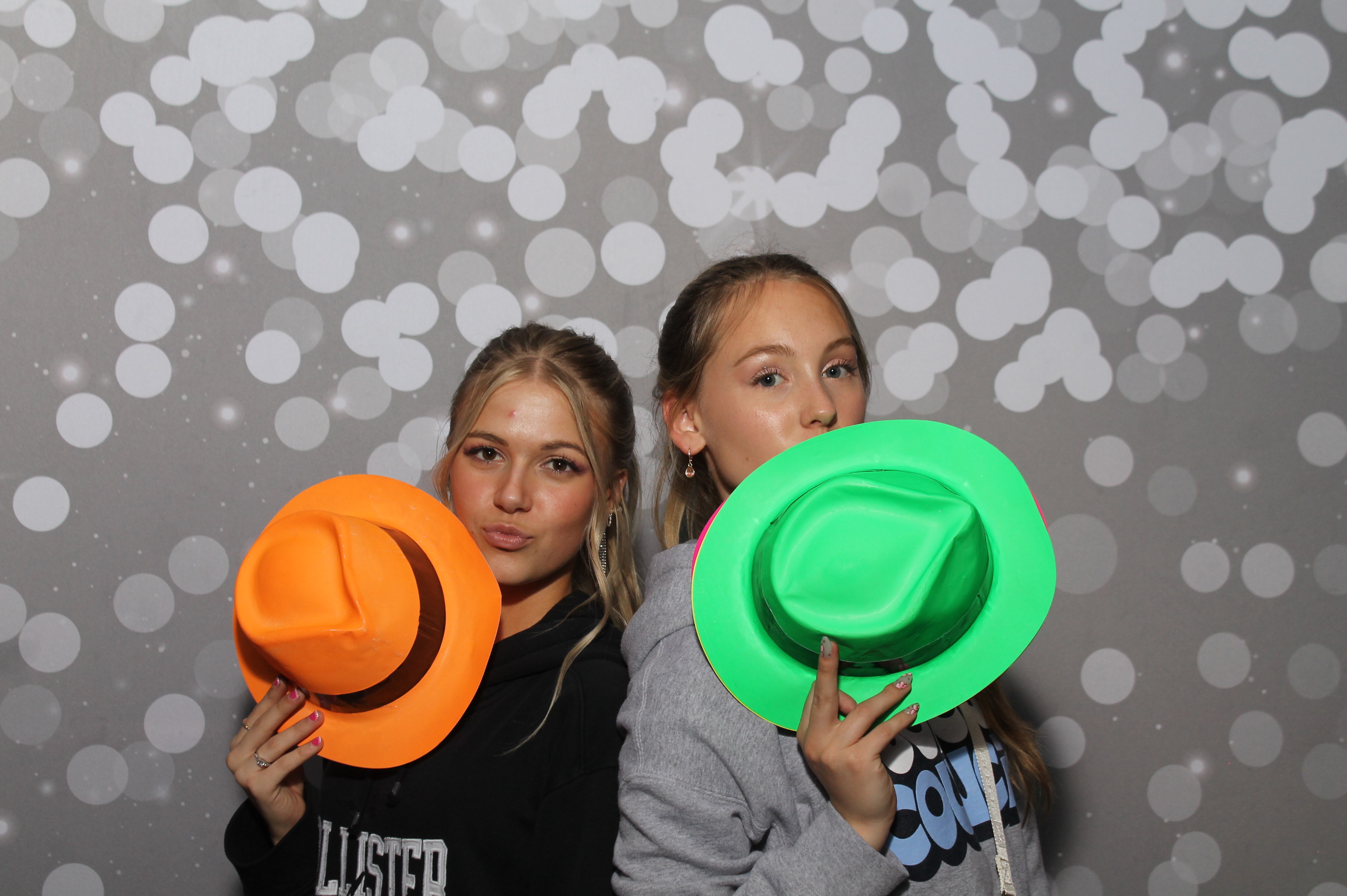 Valley View After Prom | View more photos from the event at gallery.photoboothcincy.com/u/PhotoBoothCincy/Valley-View-After-Prom-1