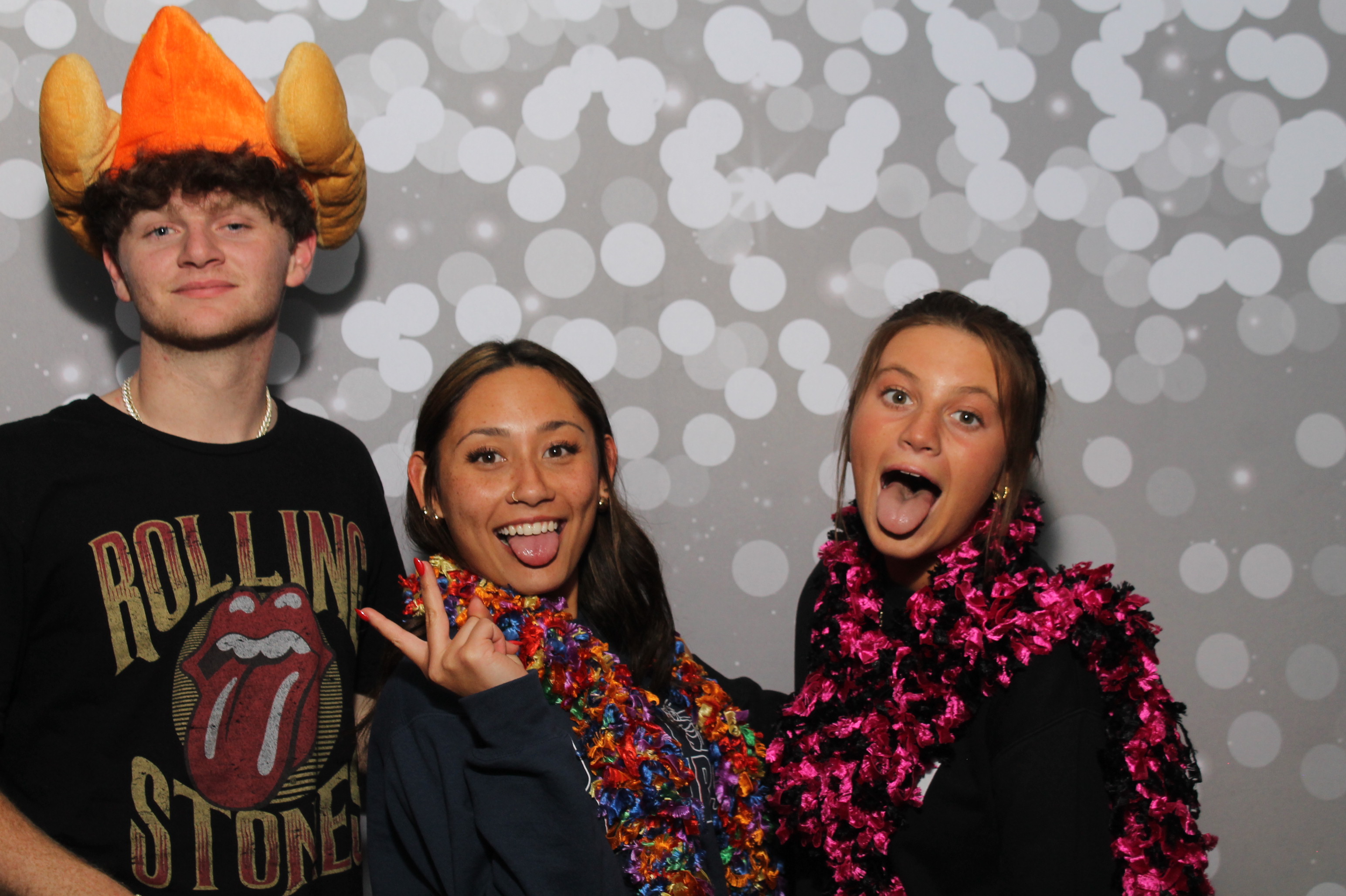 Valley View After Prom | View more photos from the event at gallery.photoboothcincy.com/u/PhotoBoothCincy/Valley-View-After-Prom-1