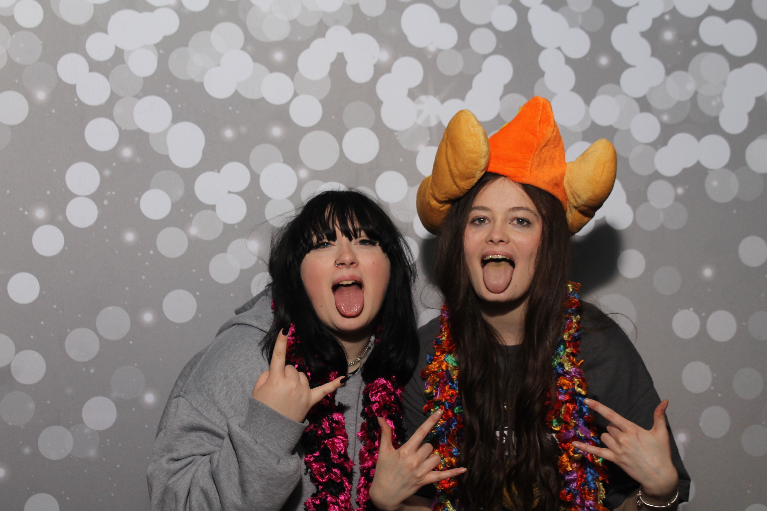 Valley View After Prom | View more photos from the event at gallery.photoboothcincy.com/u/PhotoBoothCincy/Valley-View-After-Prom-1