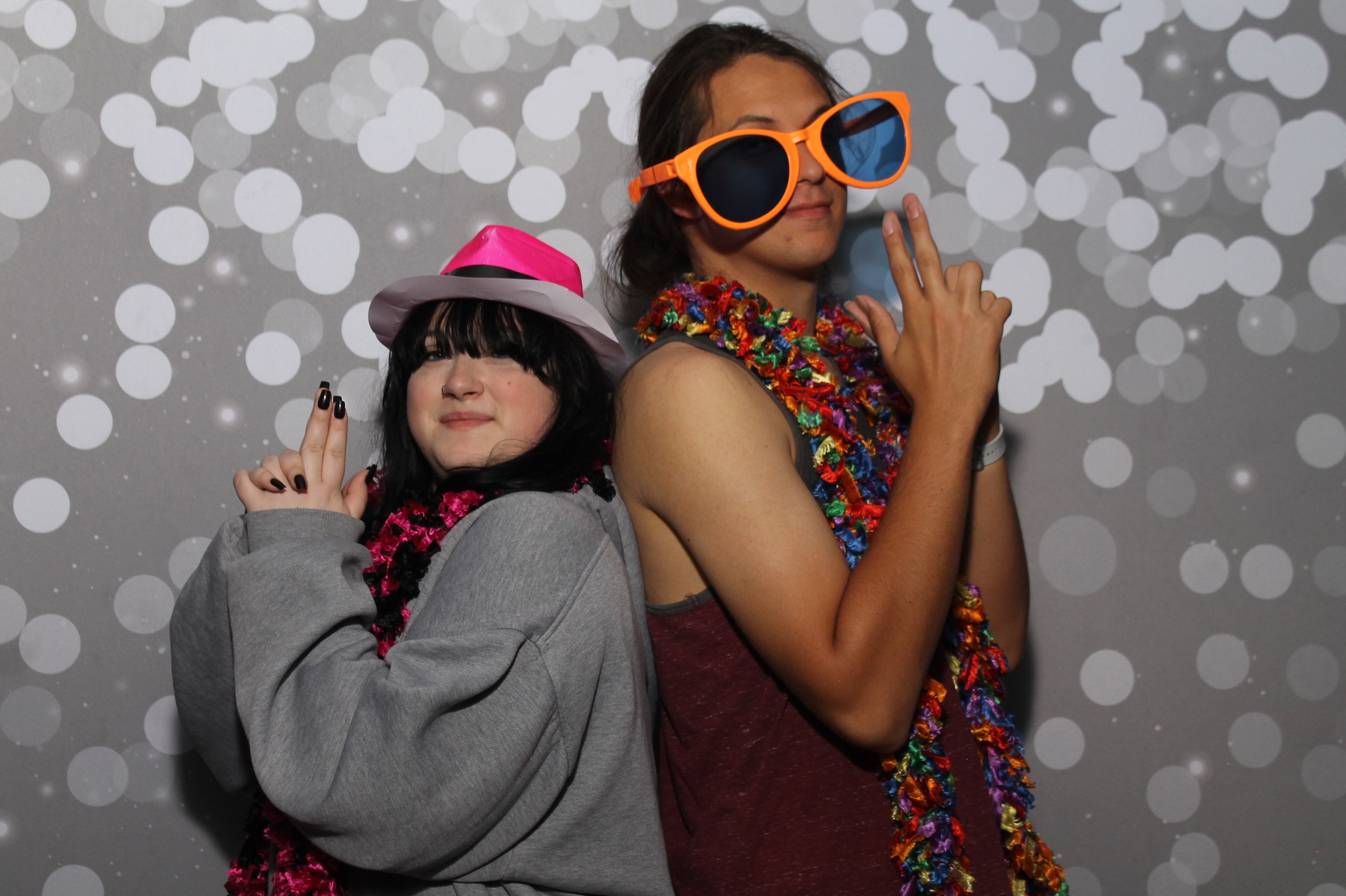 Valley View After Prom | View more photos from the event at gallery.photoboothcincy.com/u/PhotoBoothCincy/Valley-View-After-Prom-1