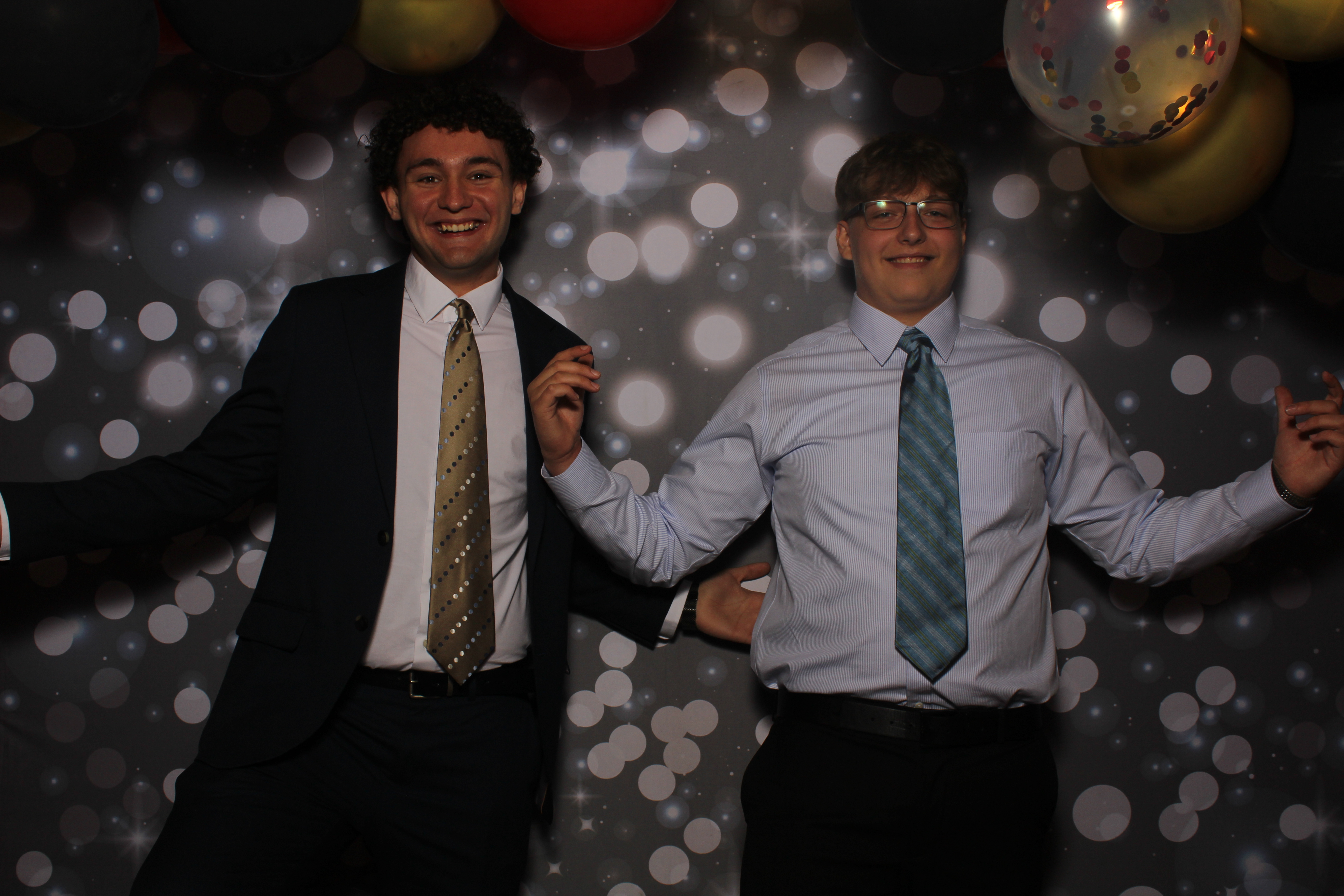 Walnut Hills Homecoming Originals | View more photos from the event at gallery.photoboothcincy.com/u/PhotoBoothCincy/Walnut-Hills-Homecoming-Originals